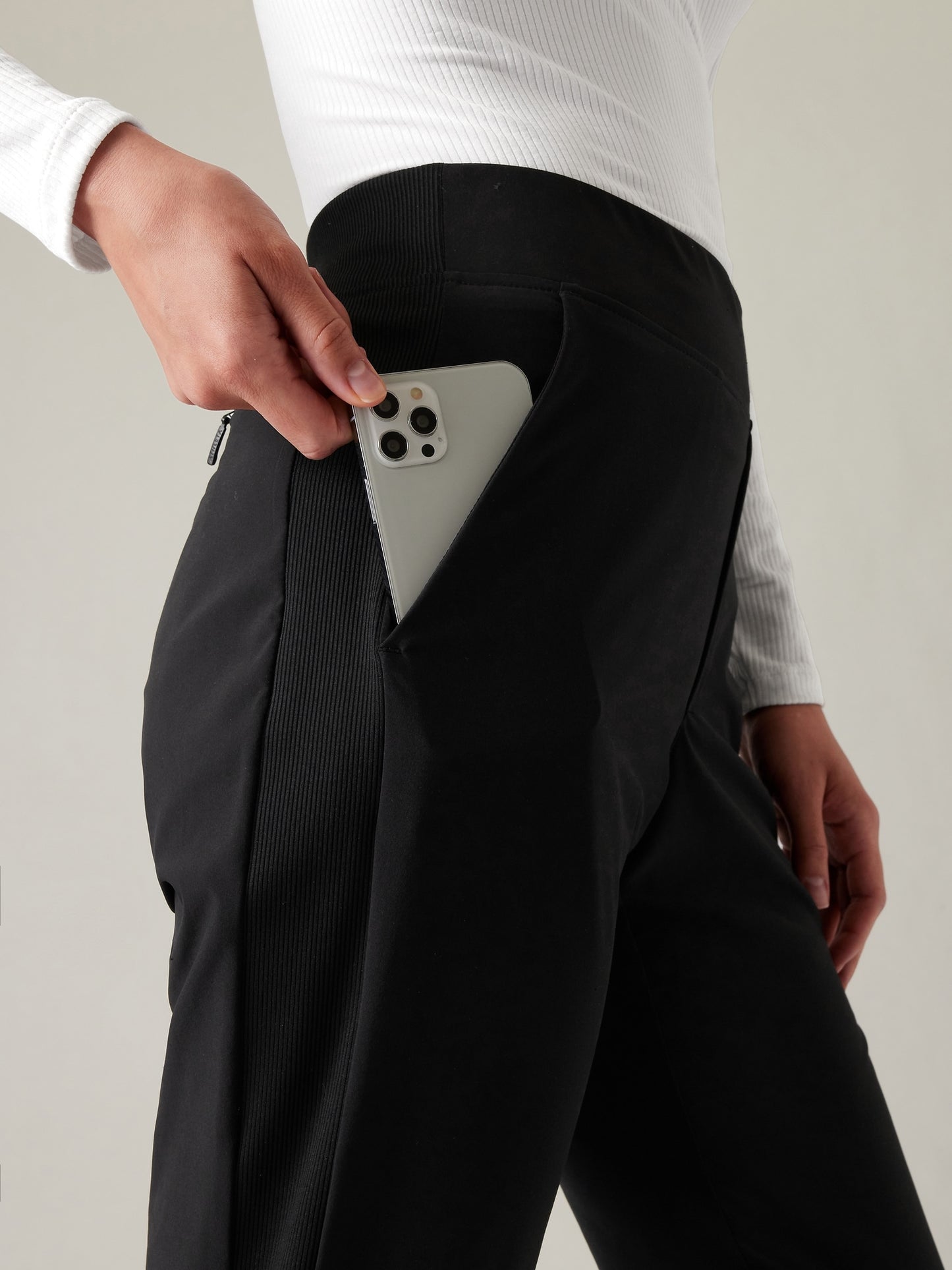 بنطال بروكلين بخصر متوسط الارتفاع للكاحل