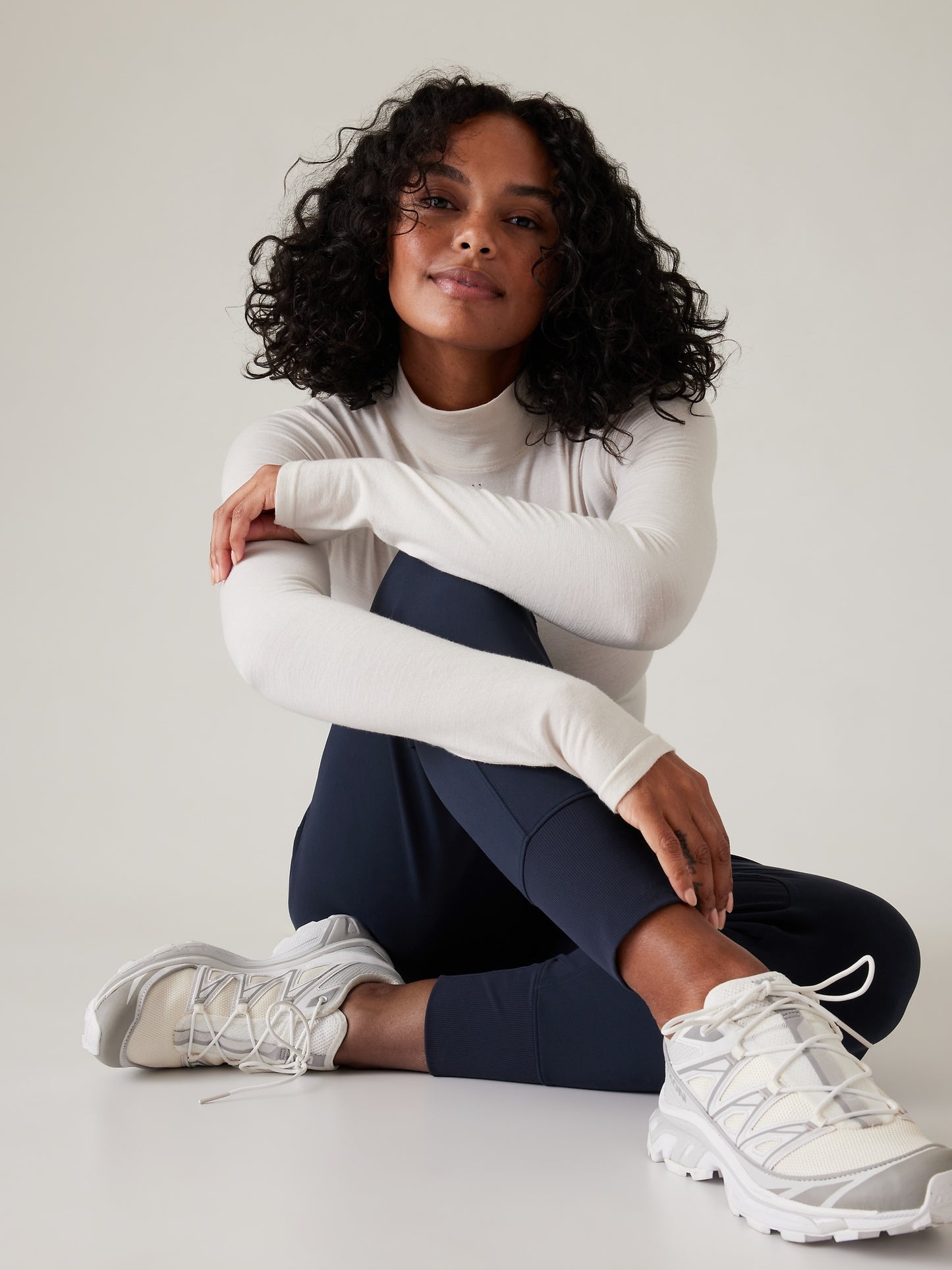 بنطال رياضي فينيسيا بخصر متوسط الارتفاع