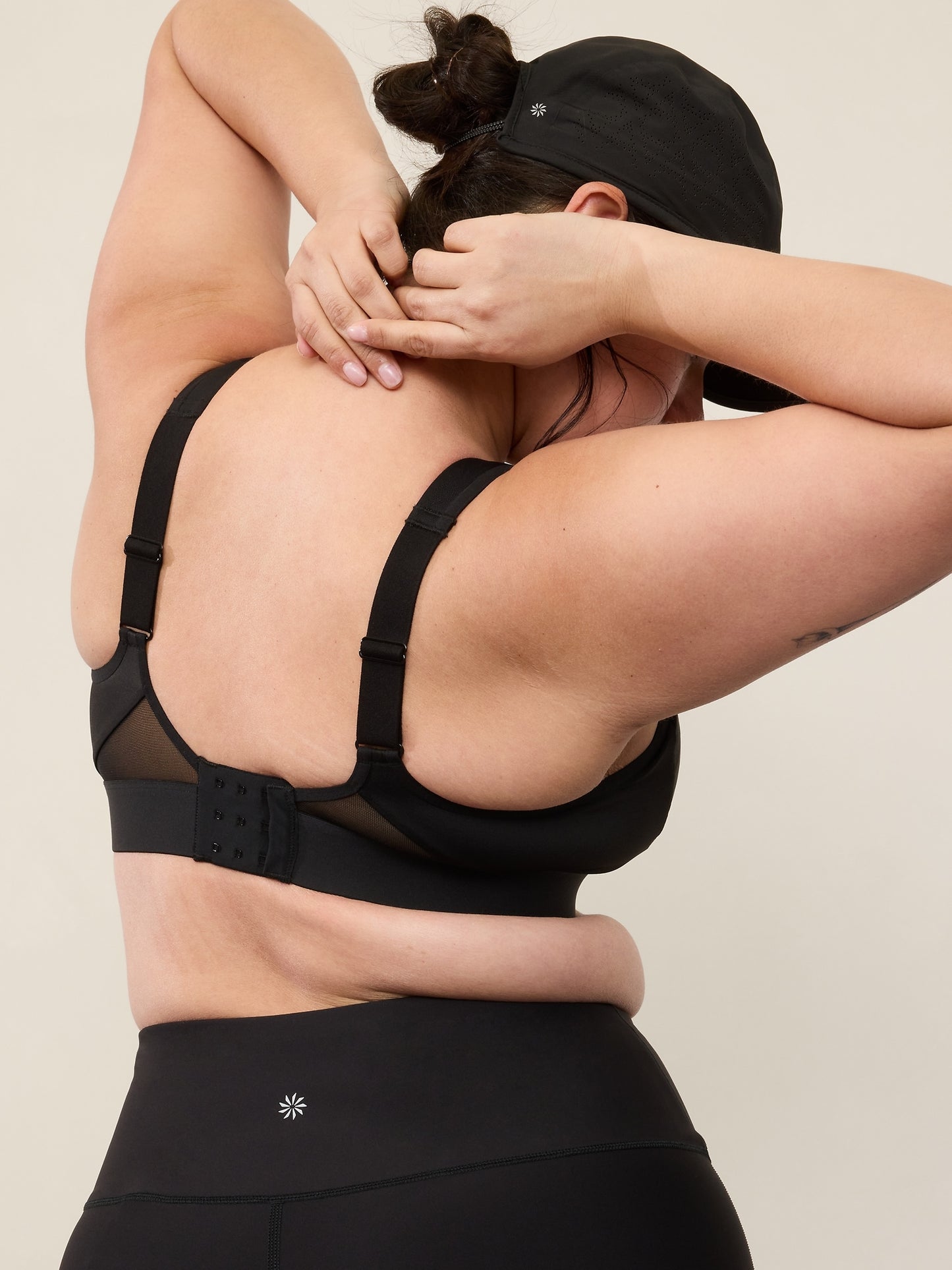 حمالة صدر انفينسيبول