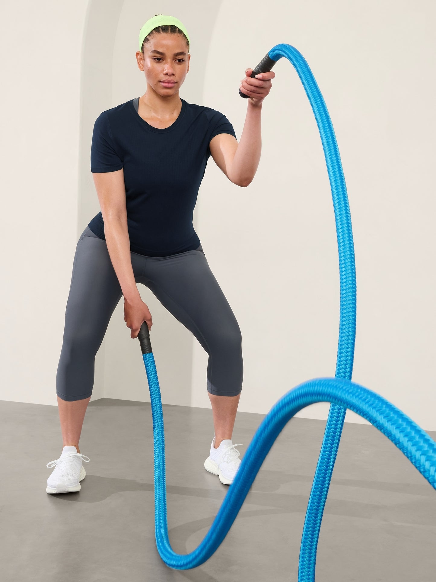 تي شيرت إن موشن بدون درزات