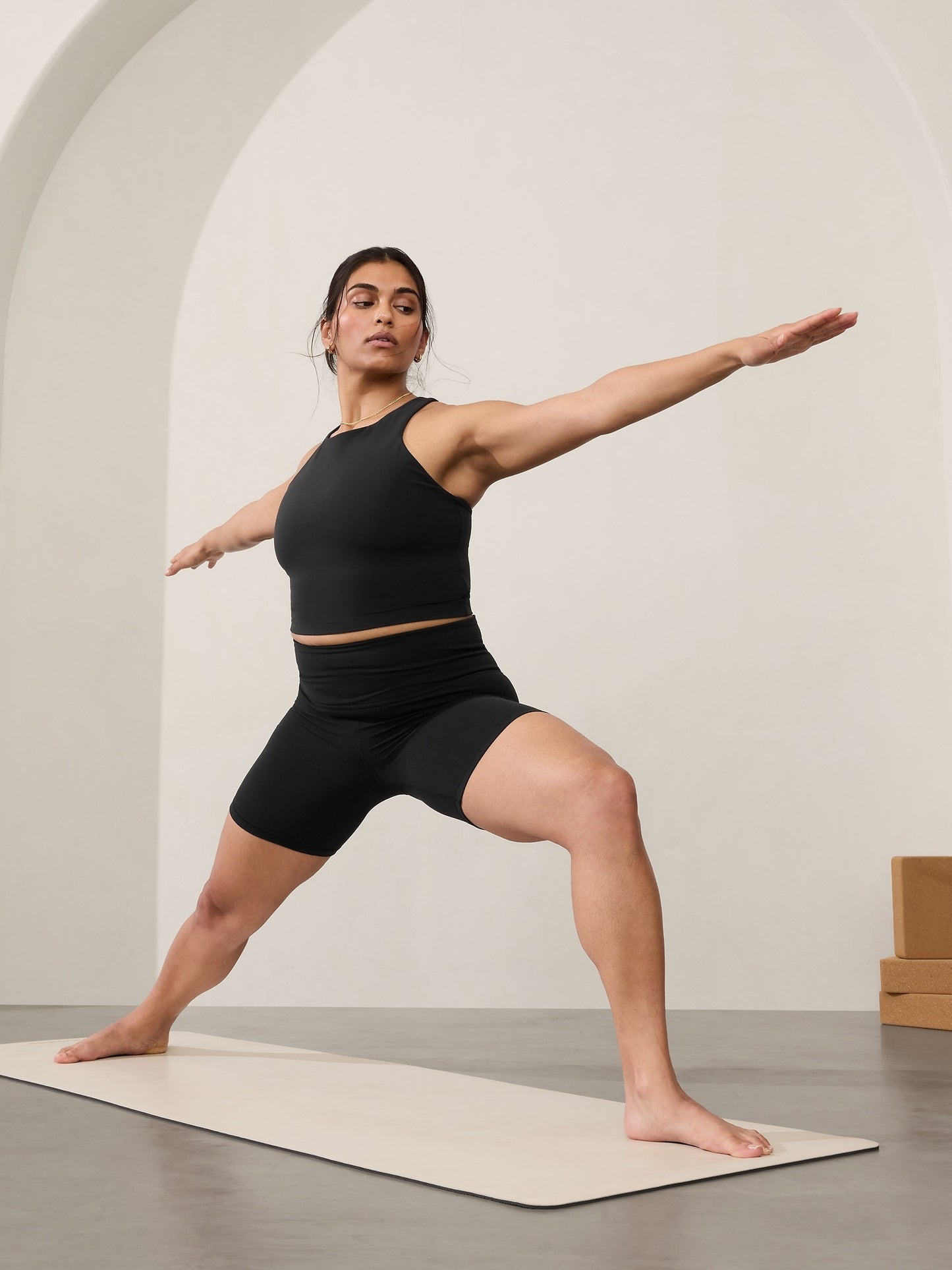 حمالة صدر بيربس قصيرة بأكواب مقاس D-DD