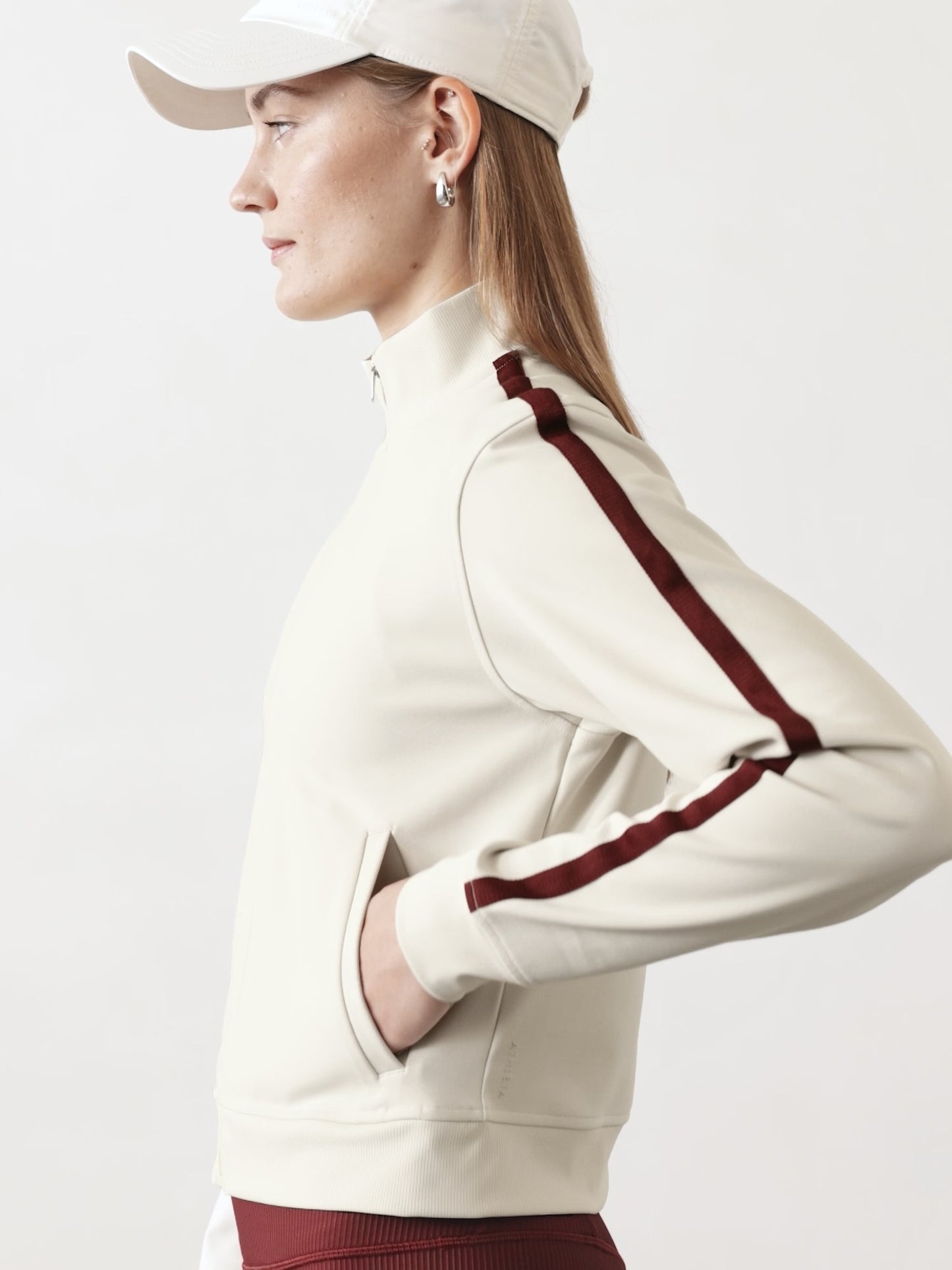 سترة فينيش لاين