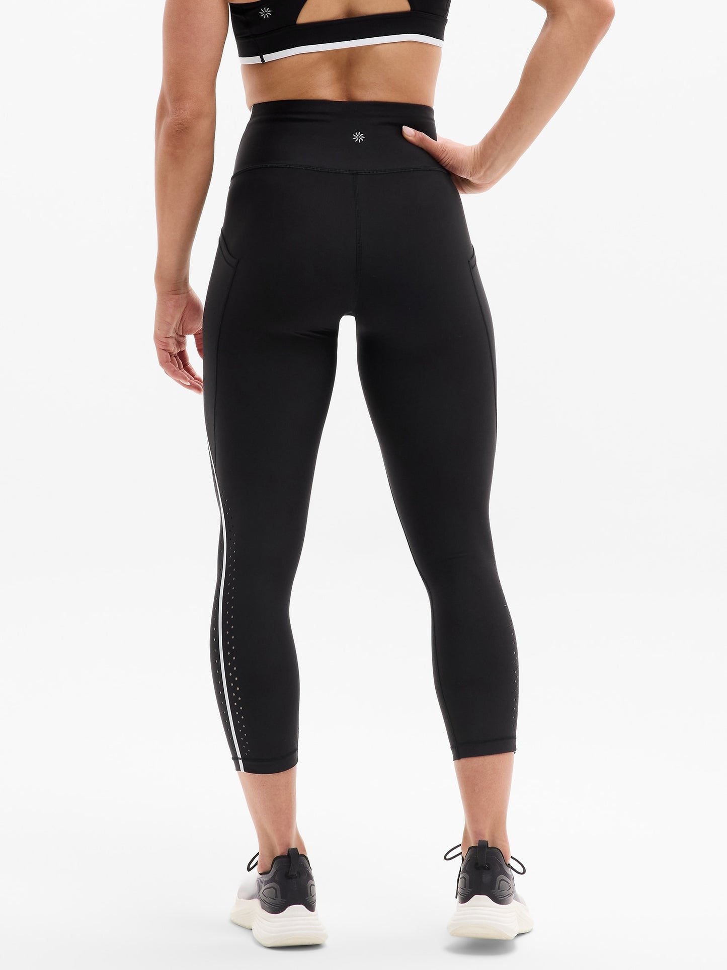 ليجنز انترفال ألترا بجيب مخفي وخصر مرتفع وقصّة ليزر 7/8