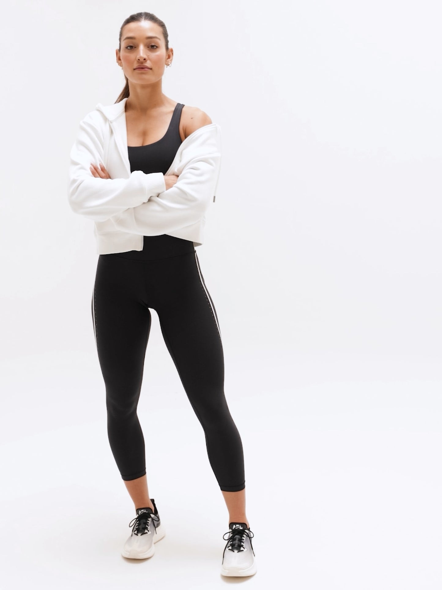 ليجنز انترفال ألترا بجيب مخفي وخصر مرتفع وقصّة ليزر 7/8