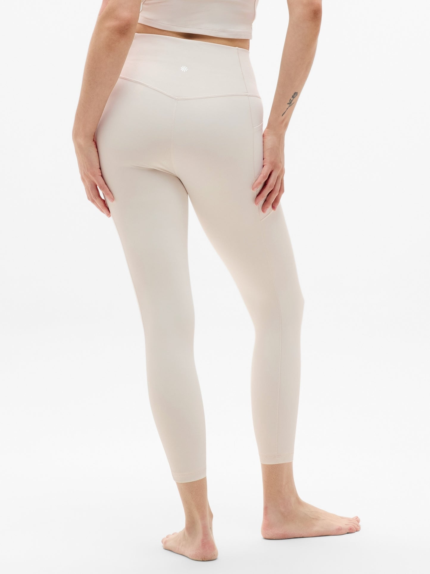 Salutation Stash 7/8 Legging