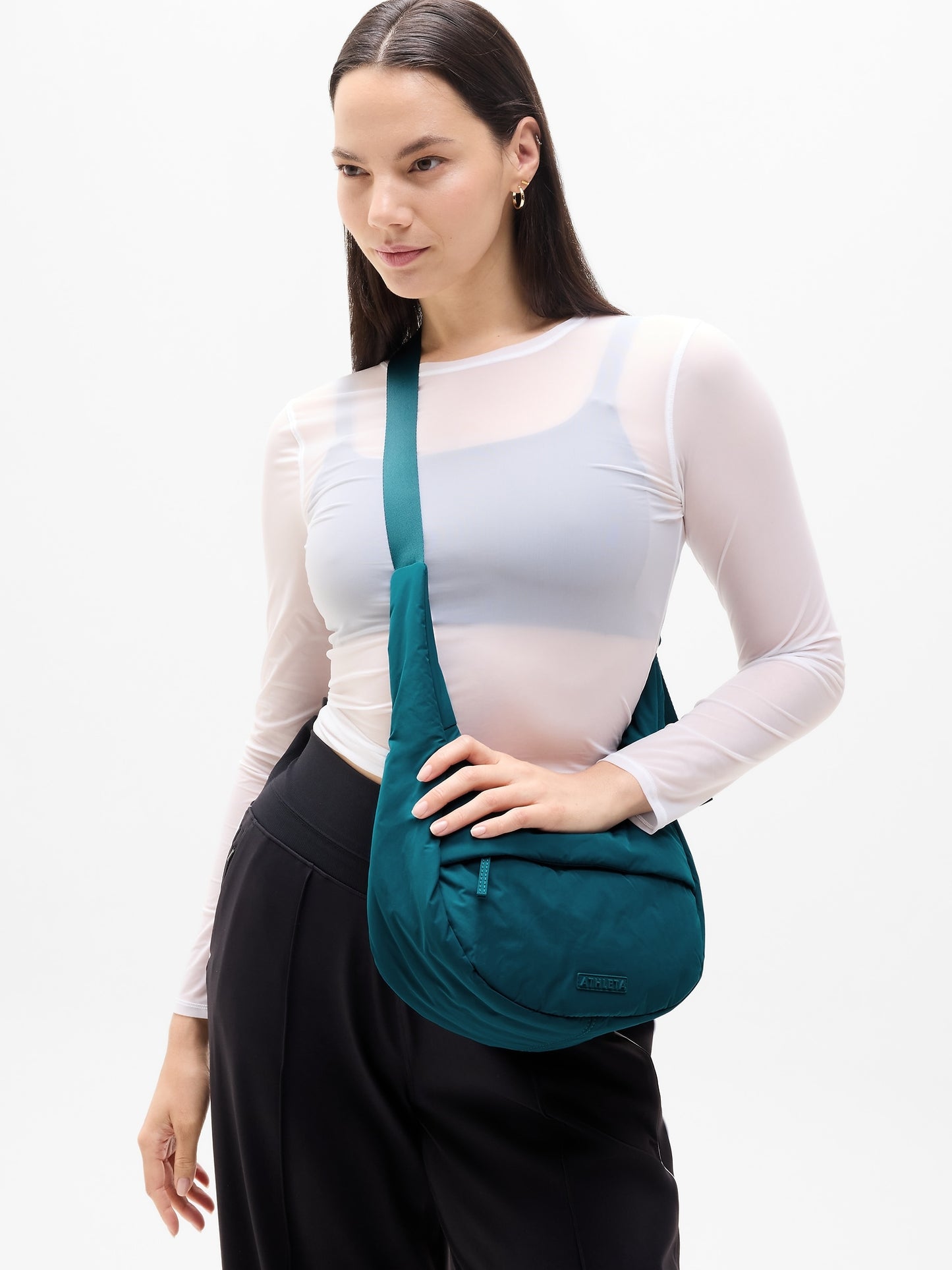 حقيبة هوبو أوول أبوت كروس بودي صغيرة الحجم