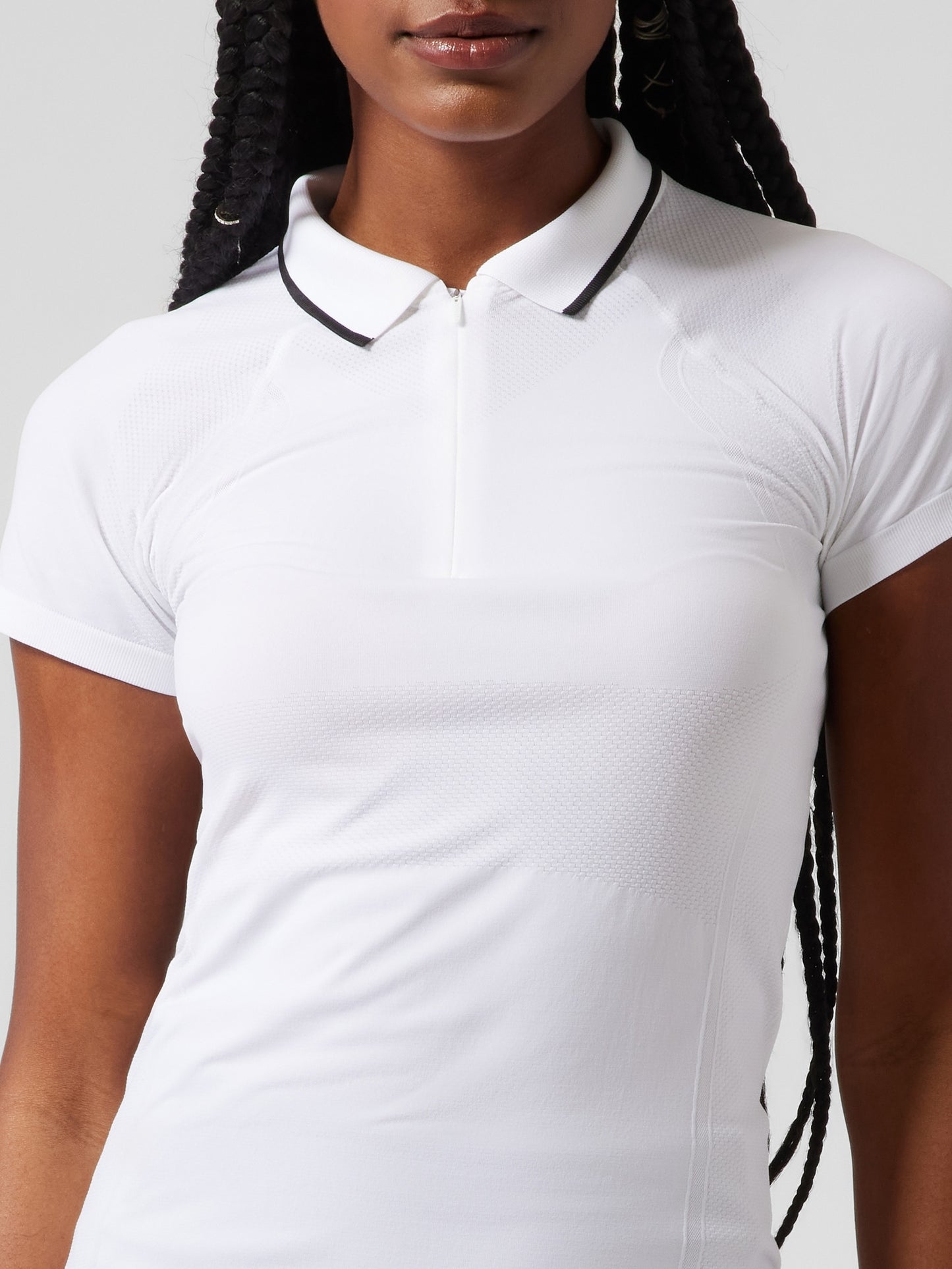 Momentum Seamless Polo Tee