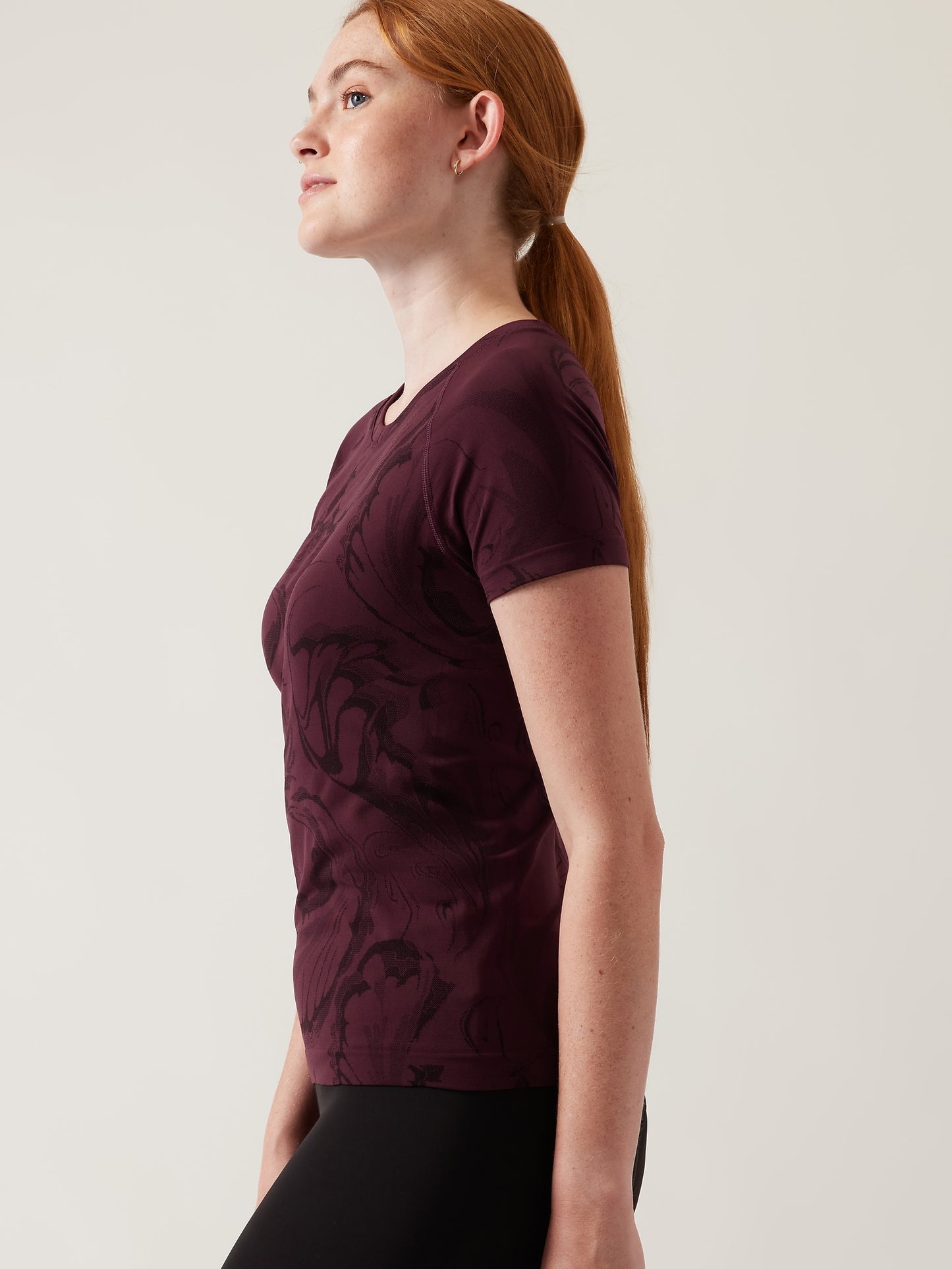 Momentum Seamless Tee