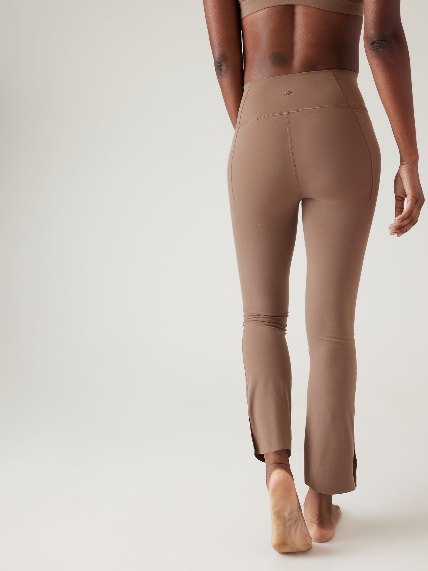 Transcend Stash Straight Leg Pant