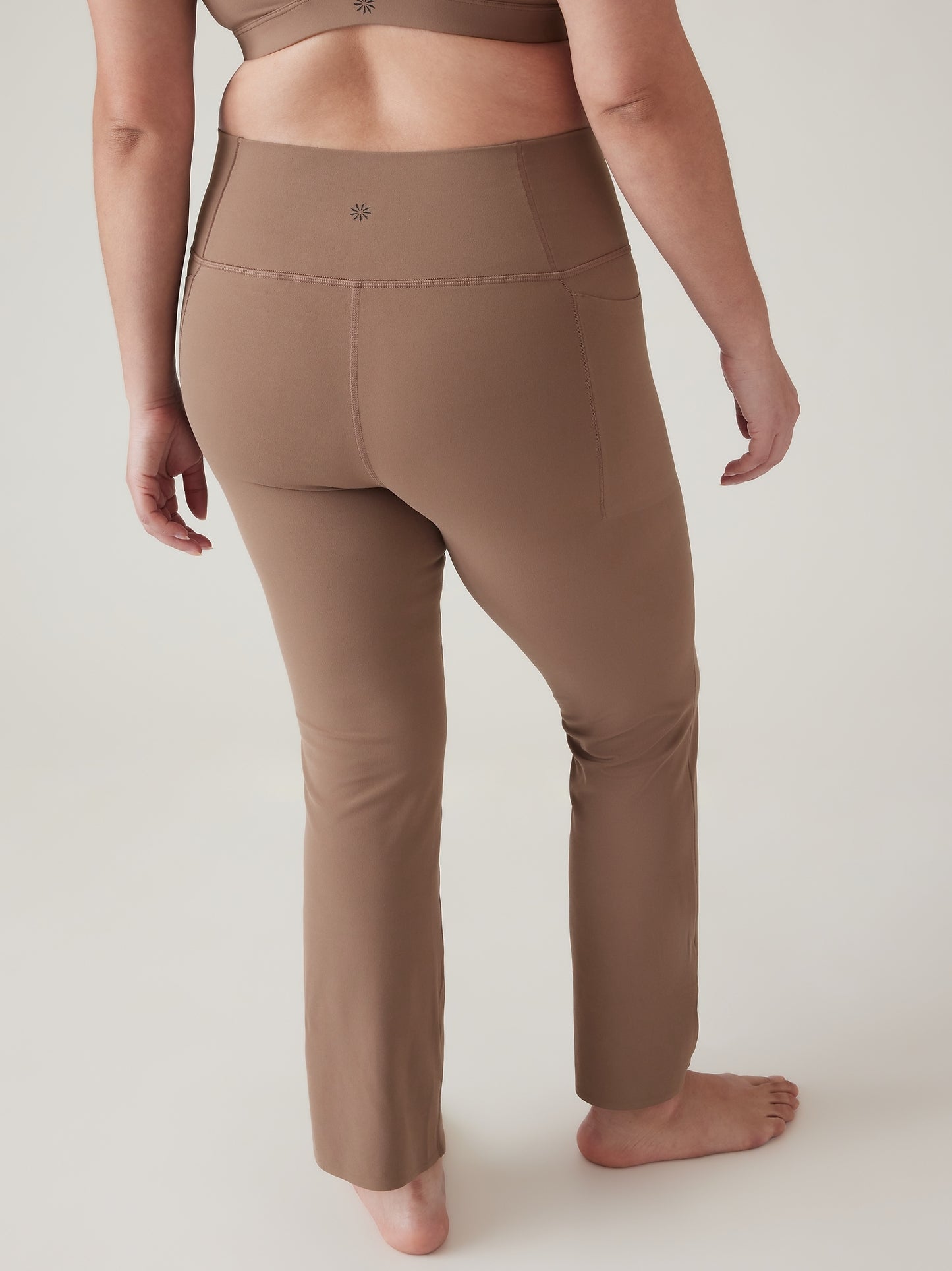 Transcend Stash Straight Leg Pant