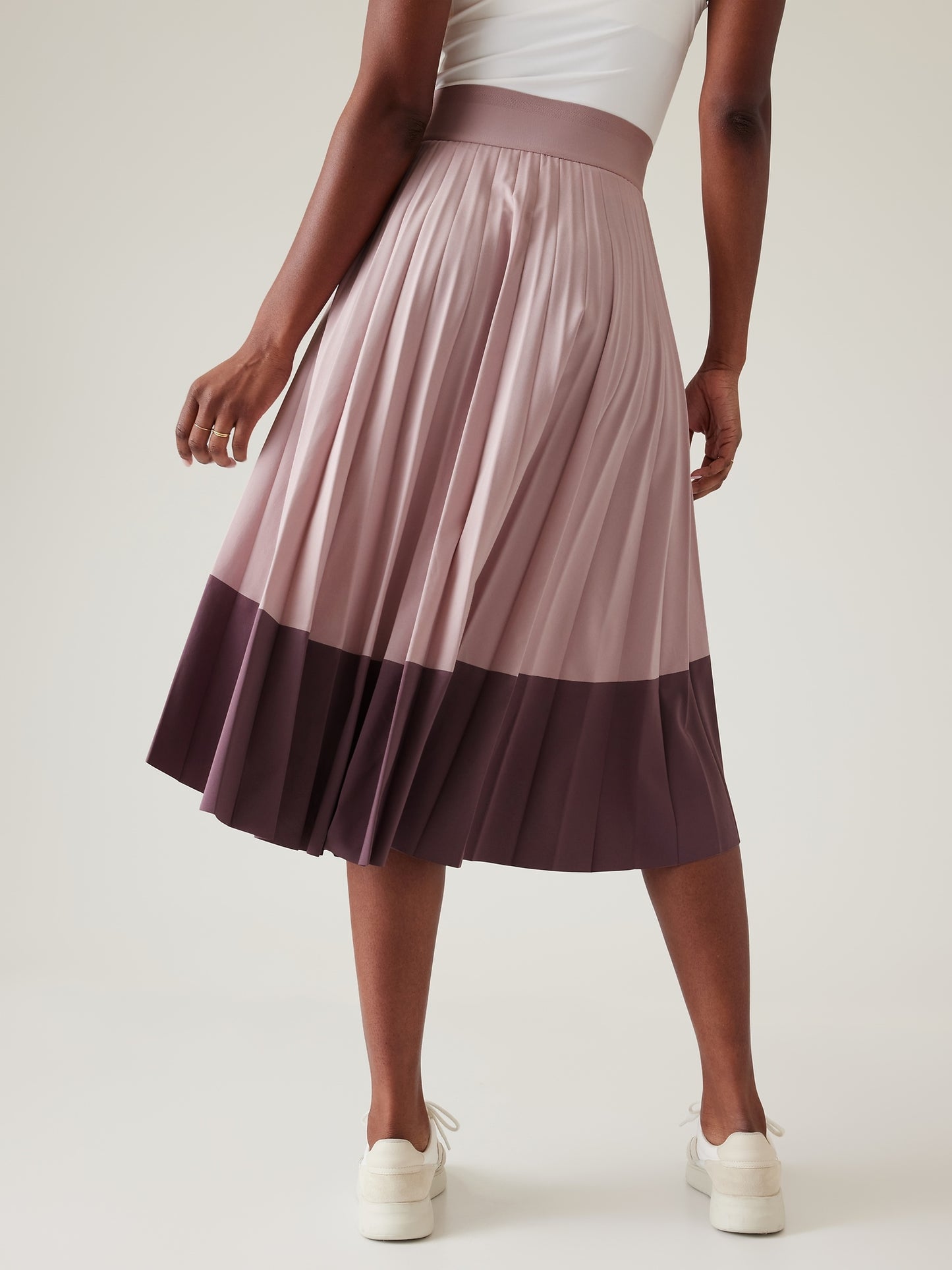 Swing Forward Pleated Skirt