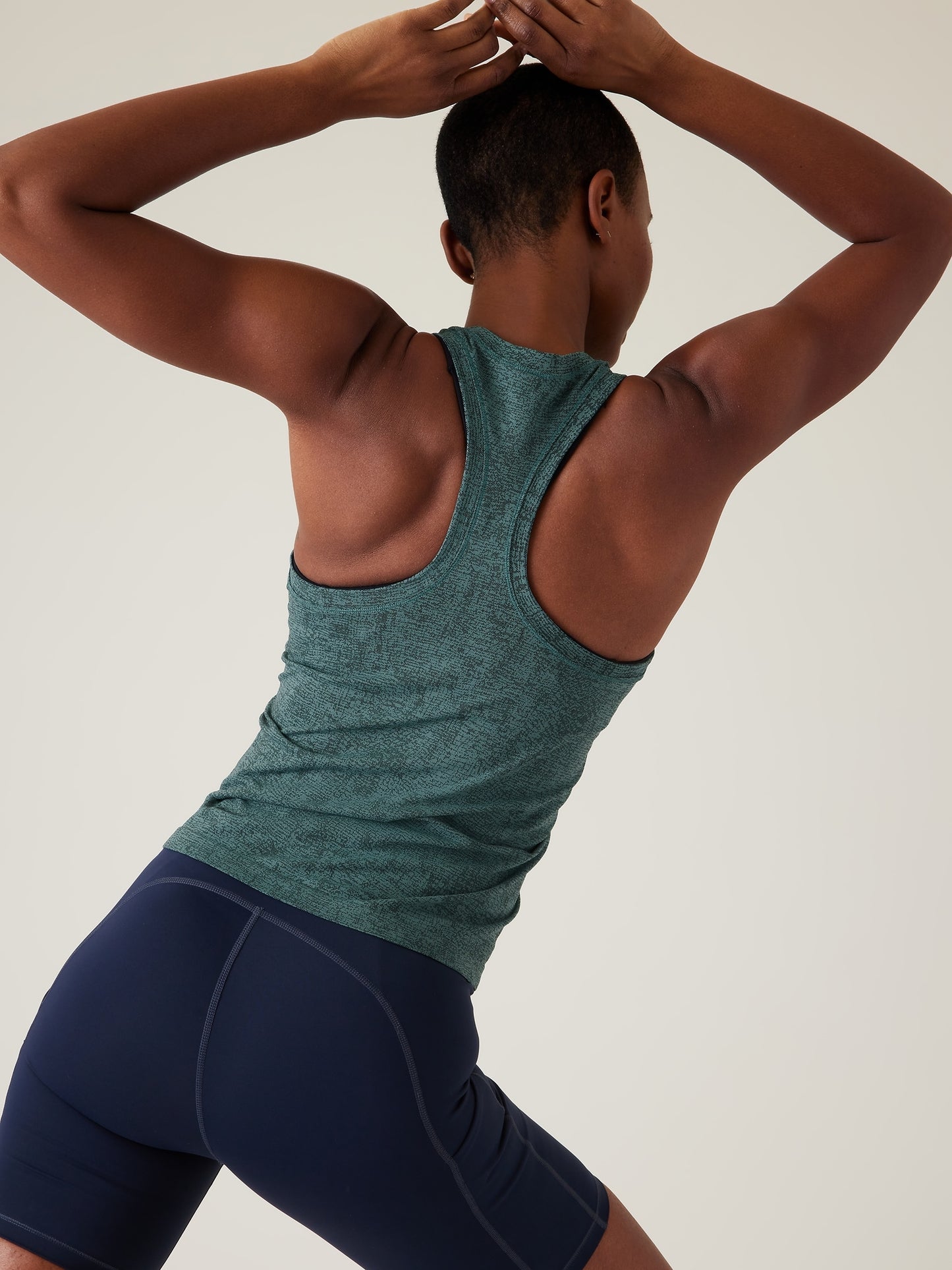 Momentum Seamless Tank