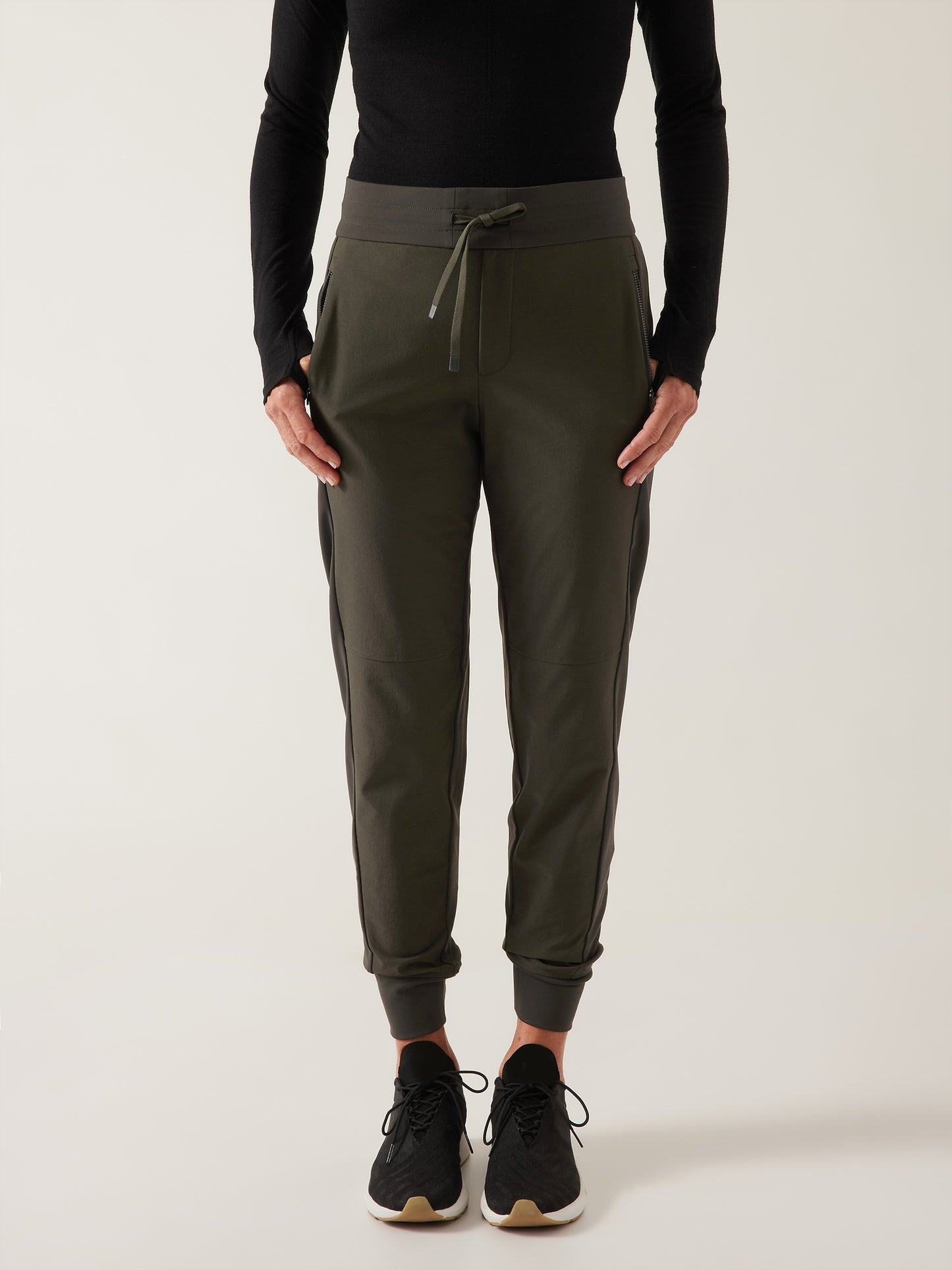 Headlands Hybrid Mid Rise Jogger