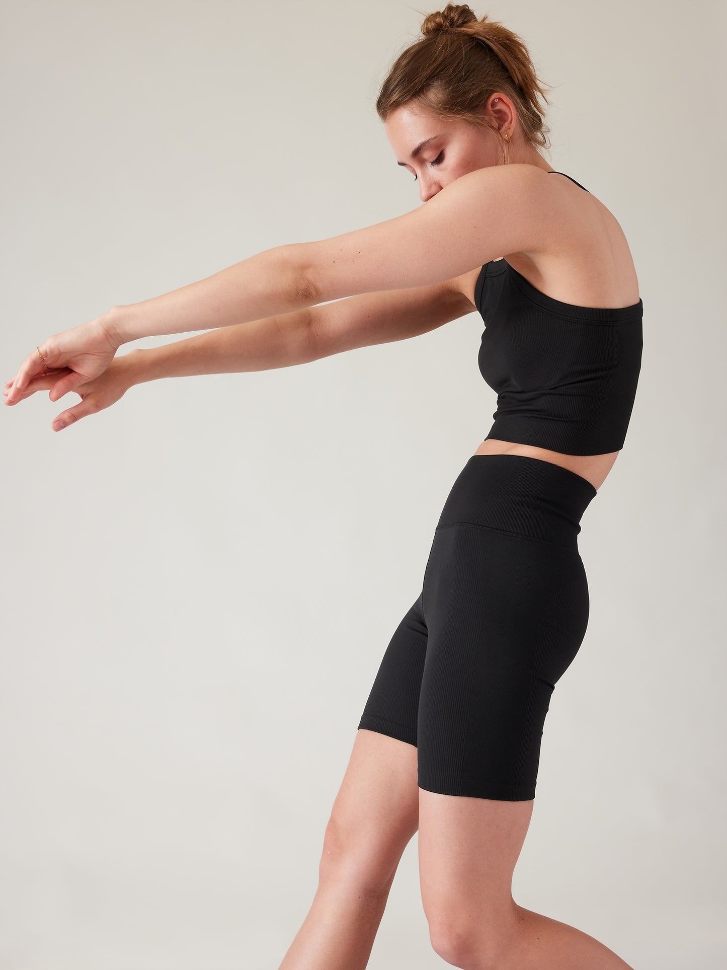 Aurora Seamless High Neck V-Back Tank