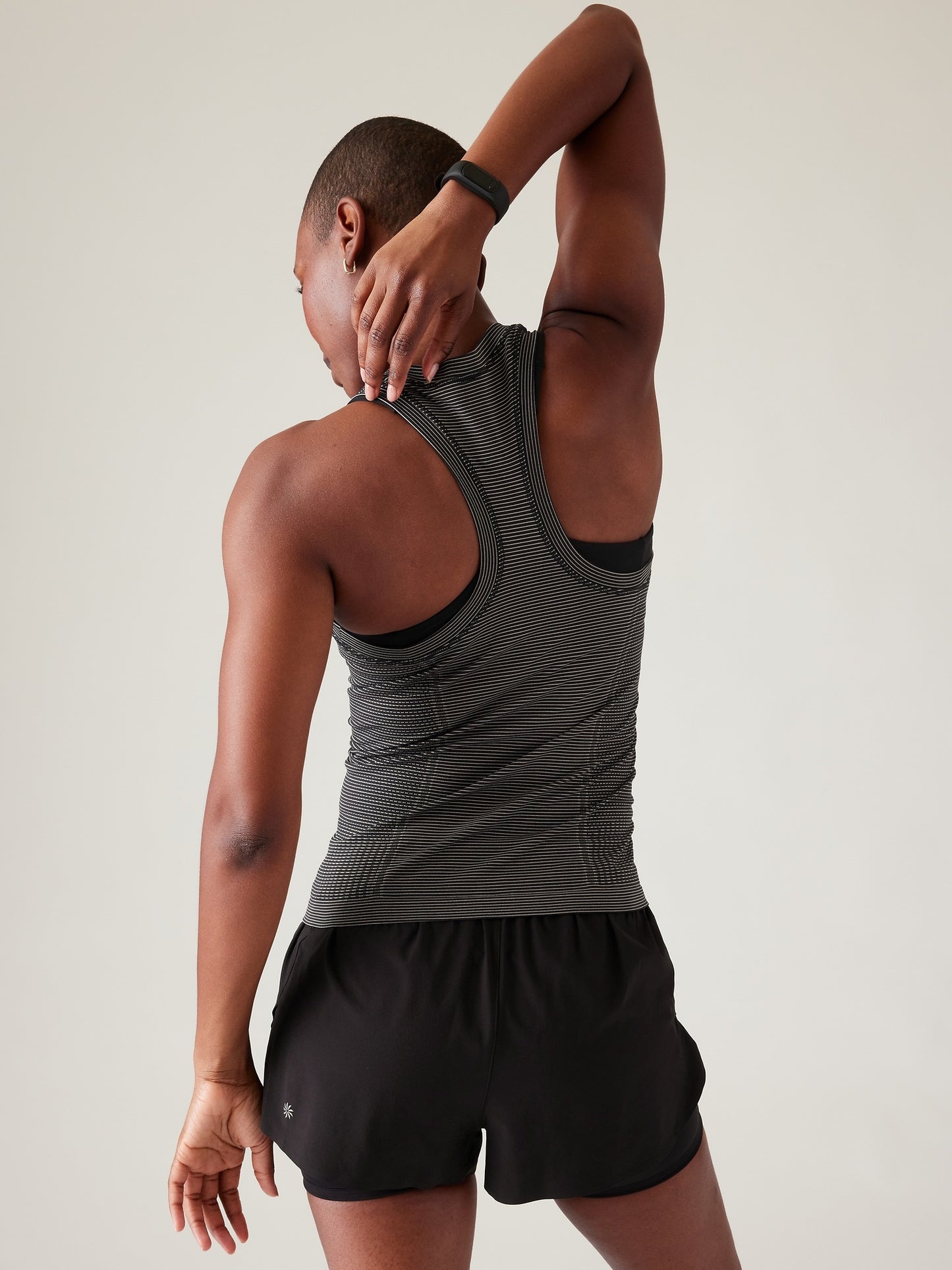 قميص مومنتوم سترايب بدون درزات