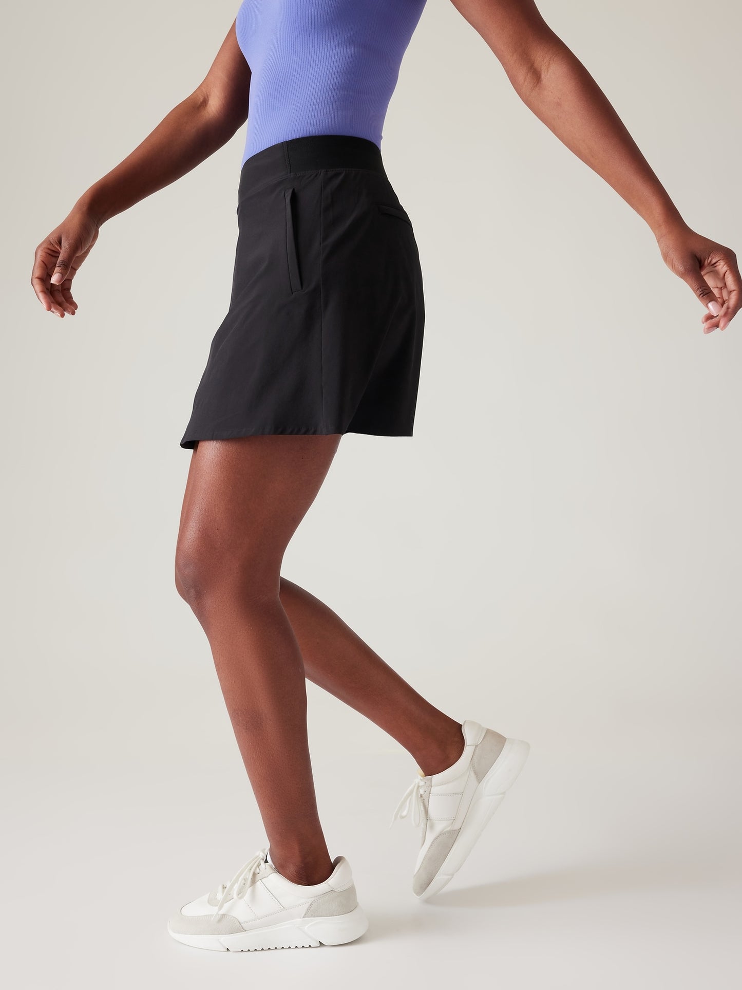 تنورة قصيرة عالية الخصر من بروكلين هايتس