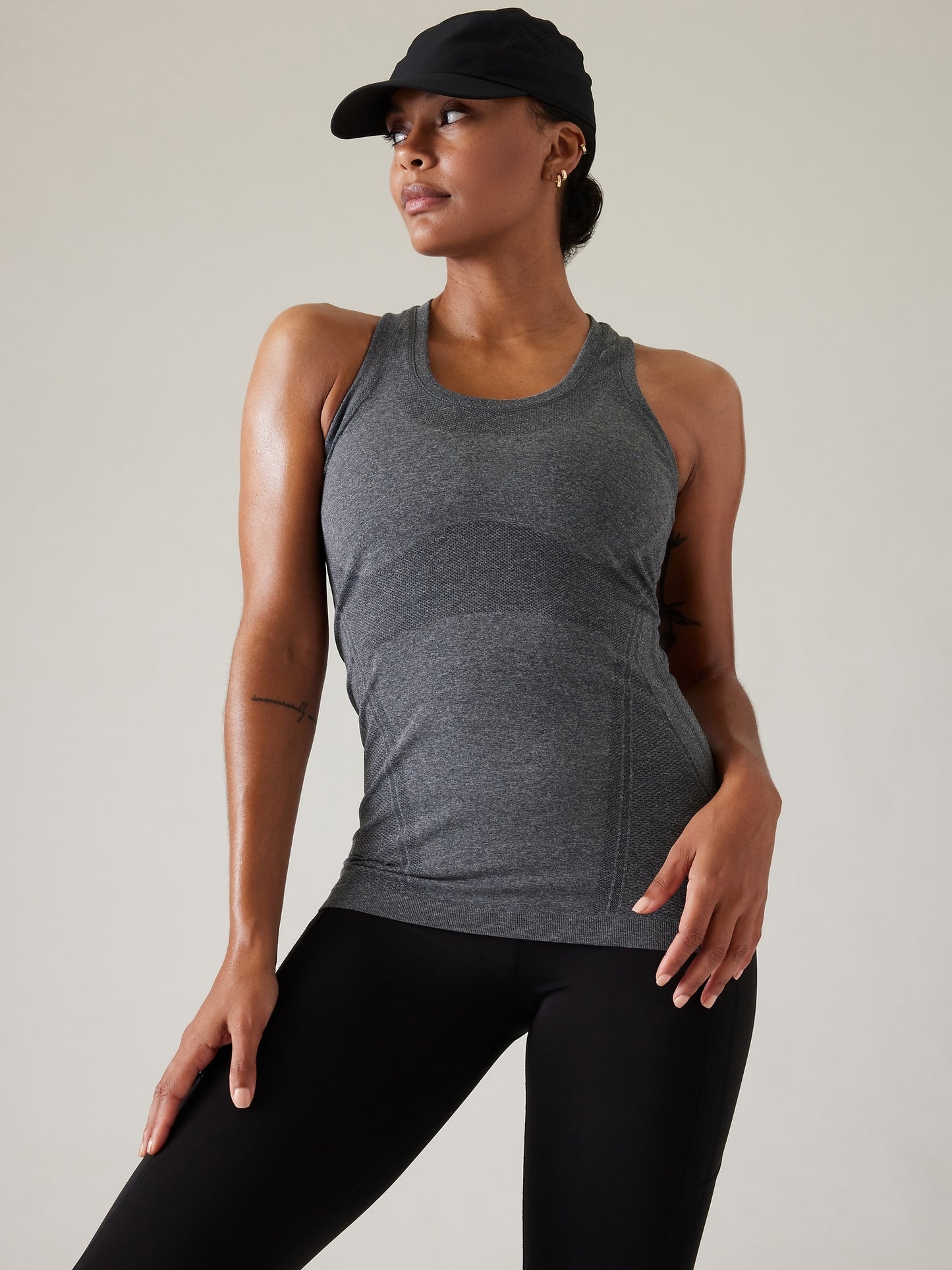 Momentum Seamless Heather Tank