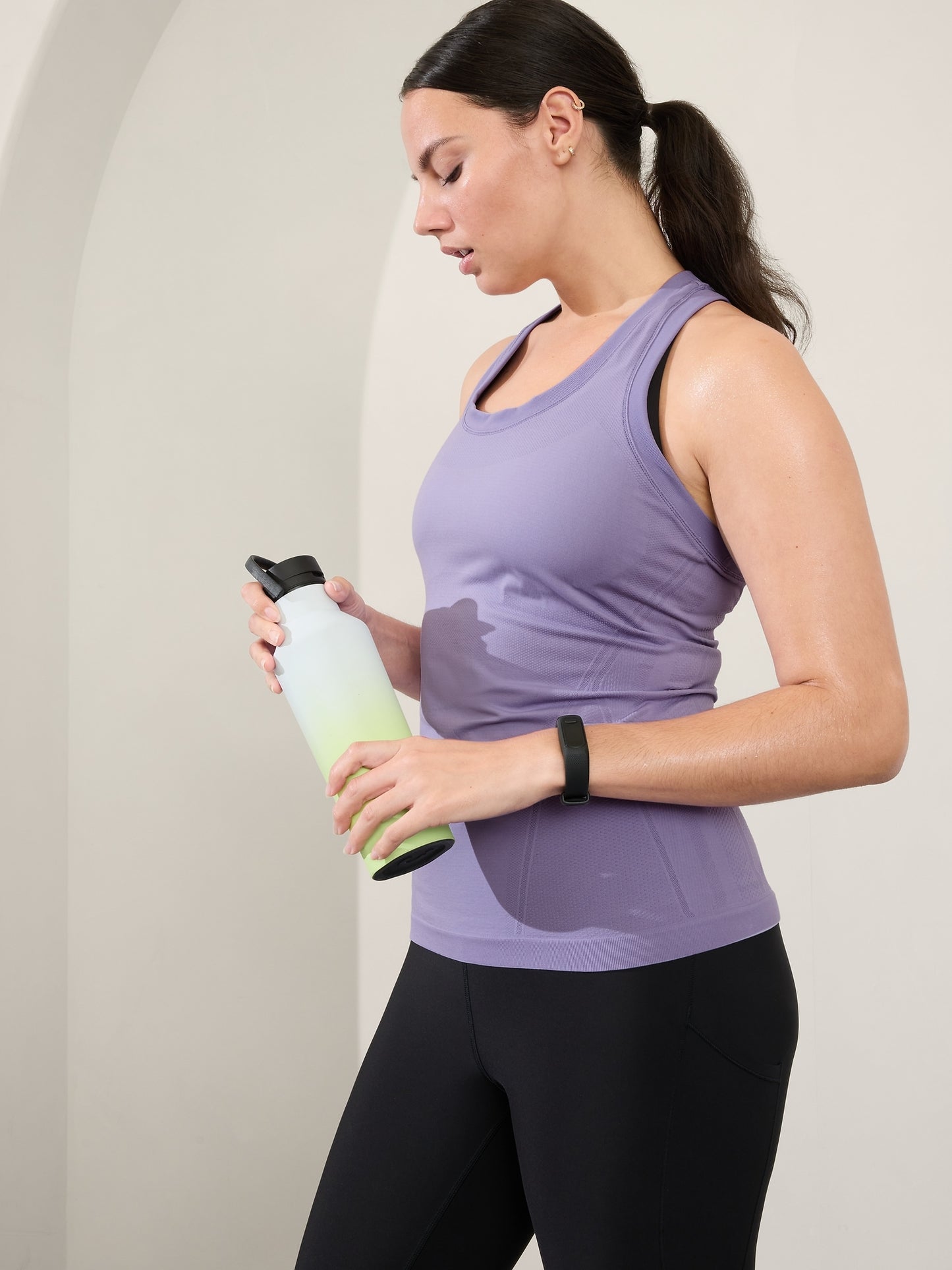 Momentum Seamless Tank