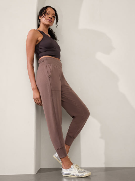 Coaster Luxe High Rise Jogger