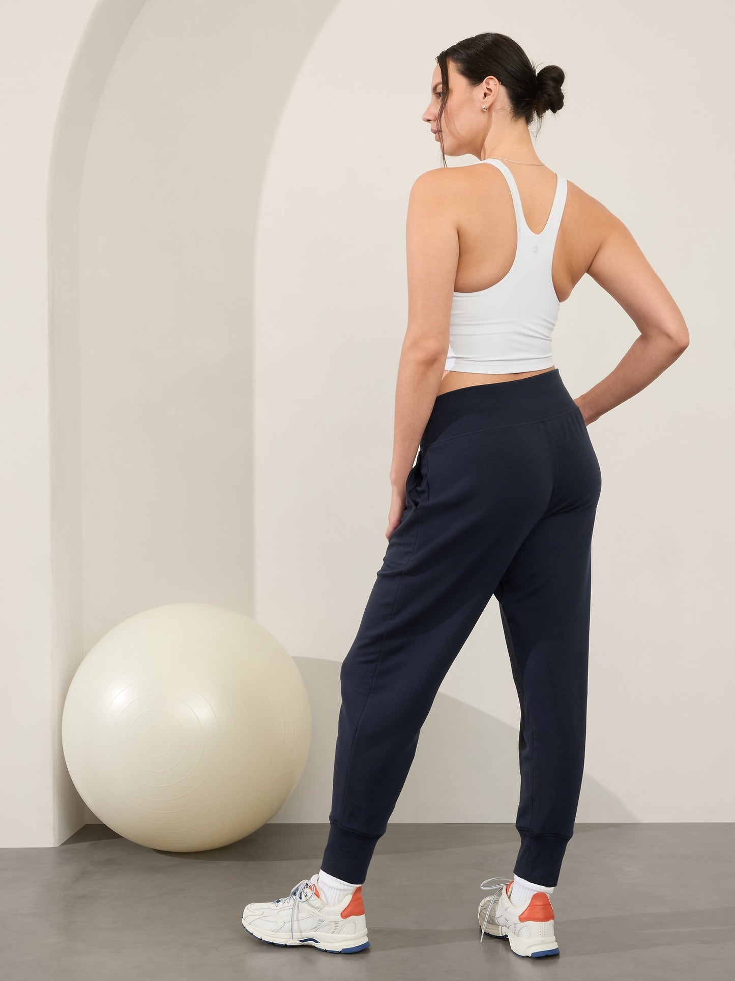 Coaster Luxe High Rise Jogger