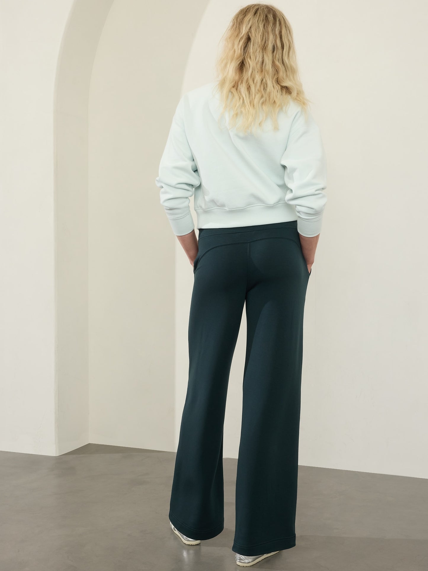 Balance Mid Rise Pant