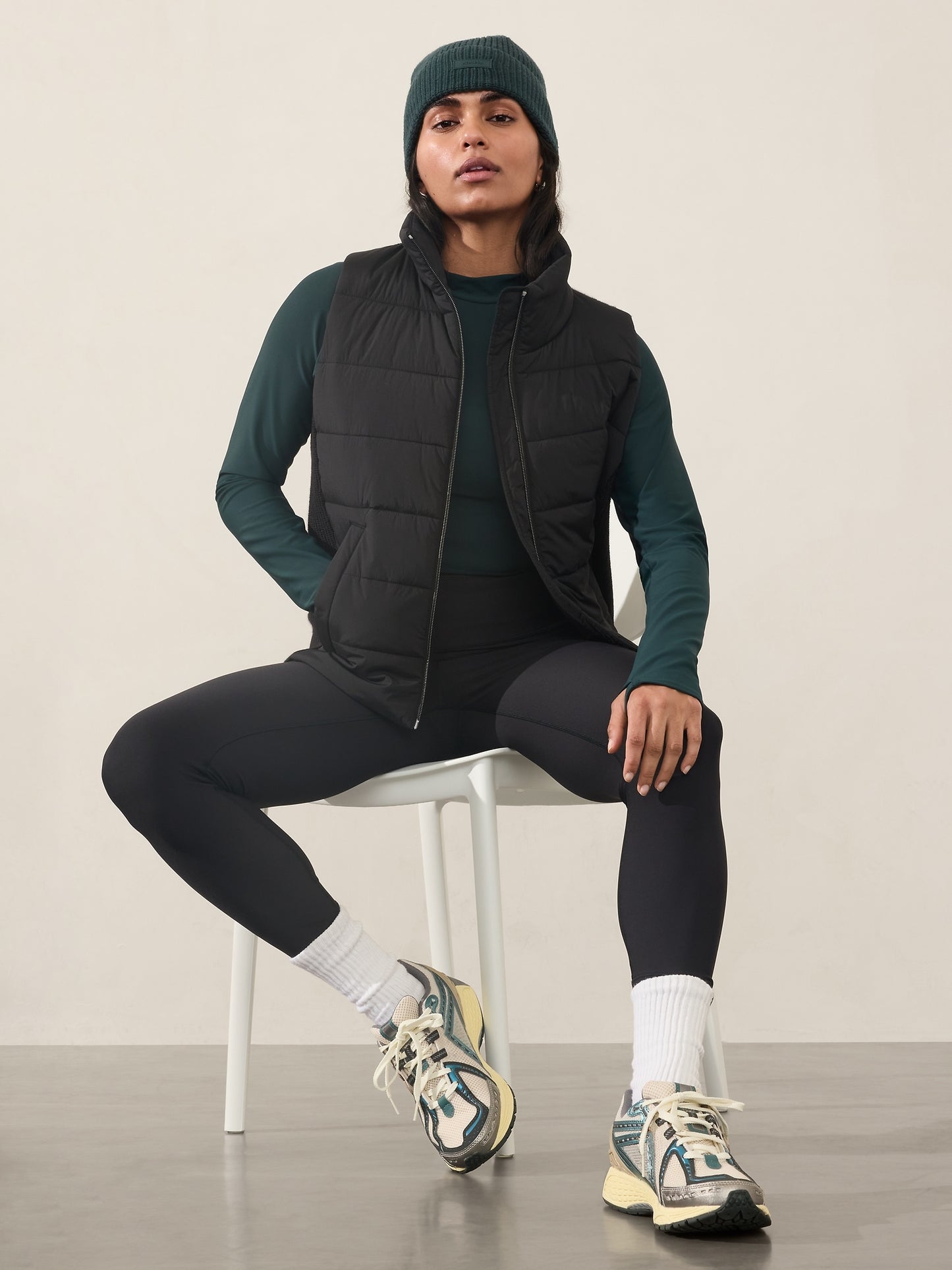 Incline Hybrid Vest