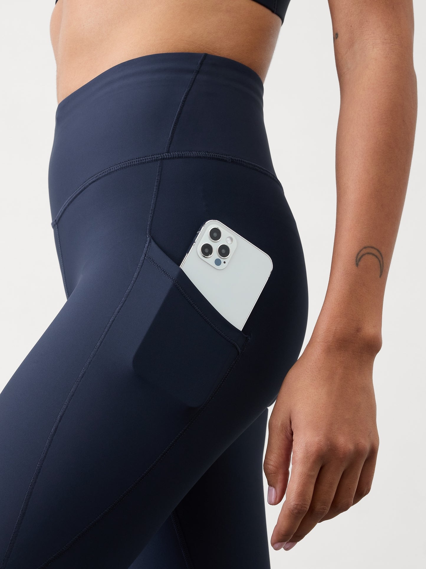 Interval Stash High Rise 7/8 Legging