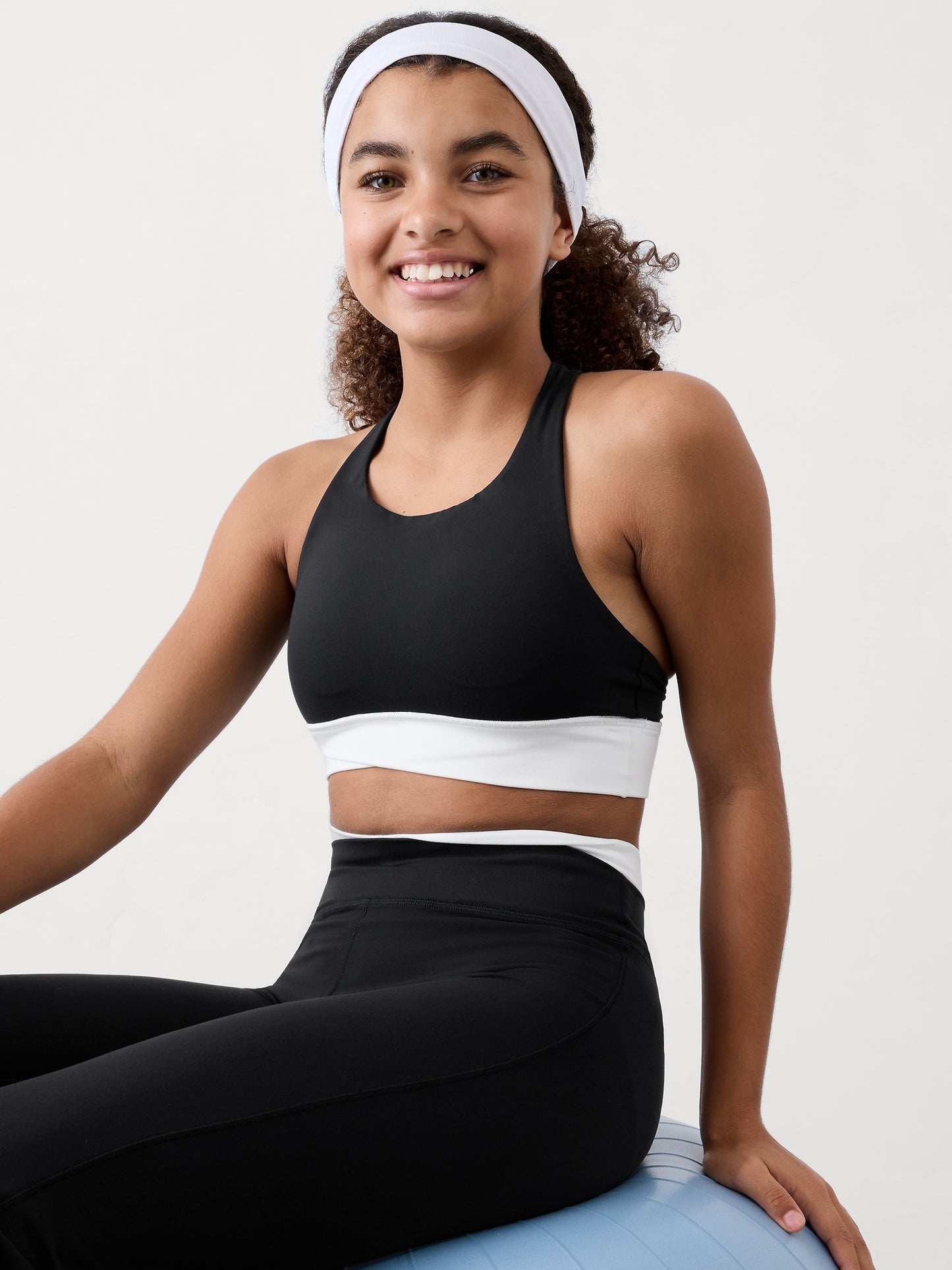 Athleta Girl Transcend Crossover Bra