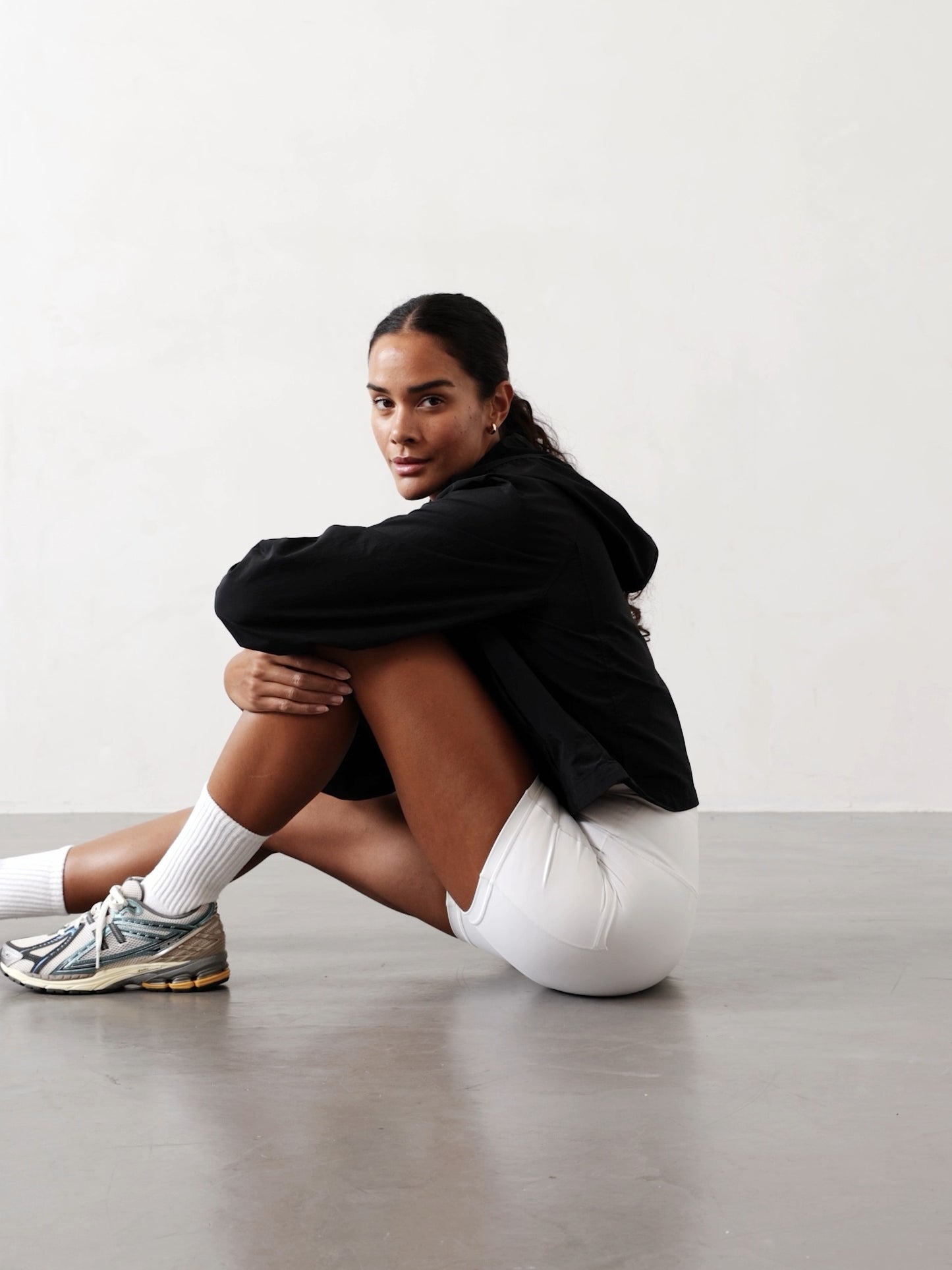 Luna Woven Popover