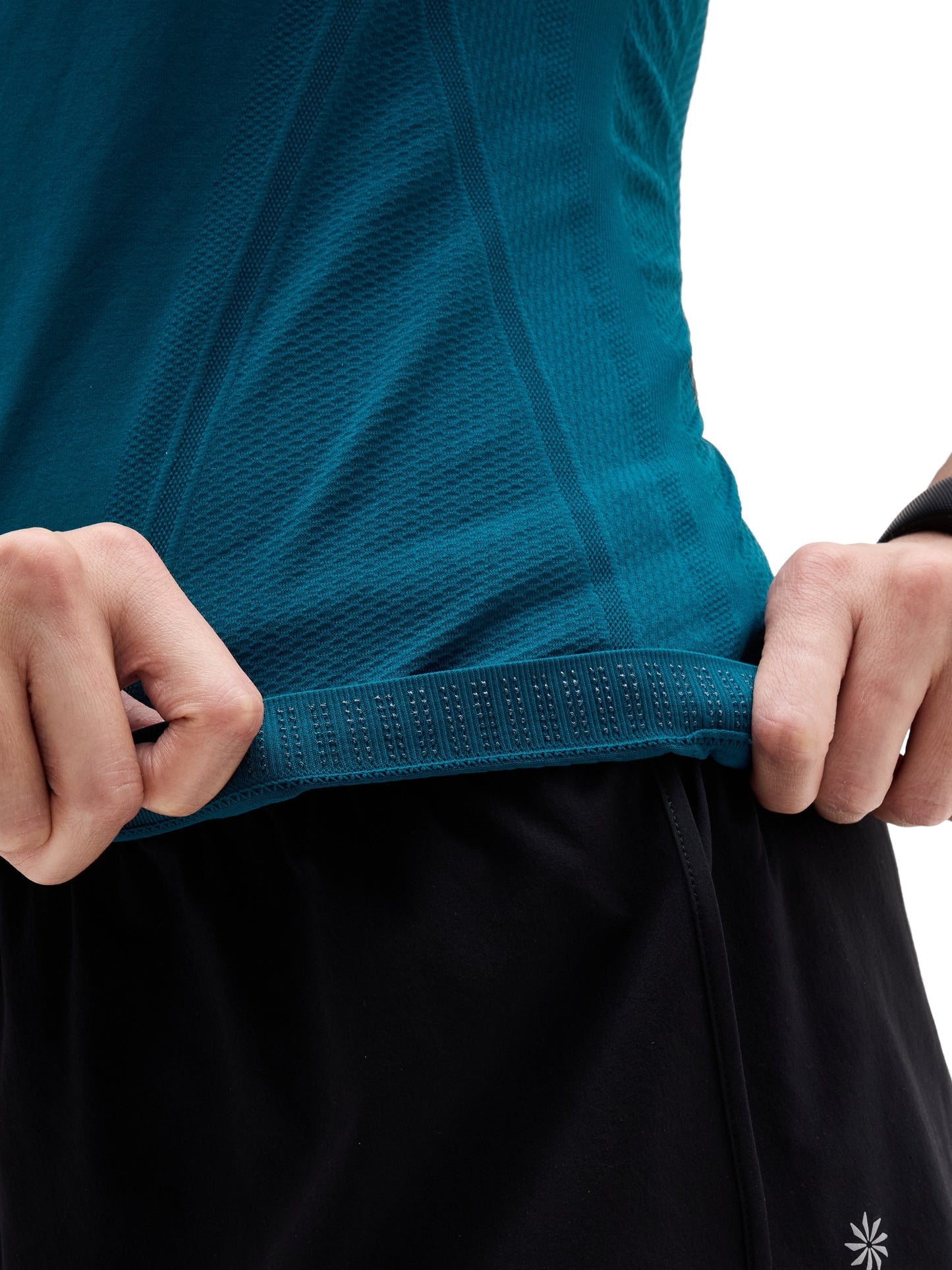Momentum Seamless Tee