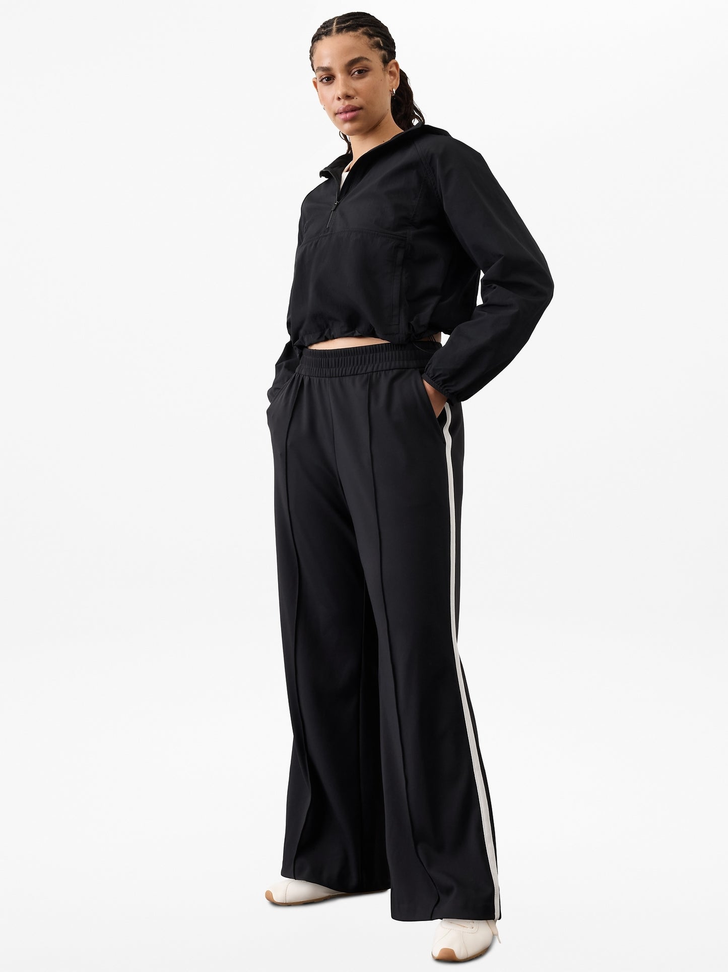 Luna Woven Popover