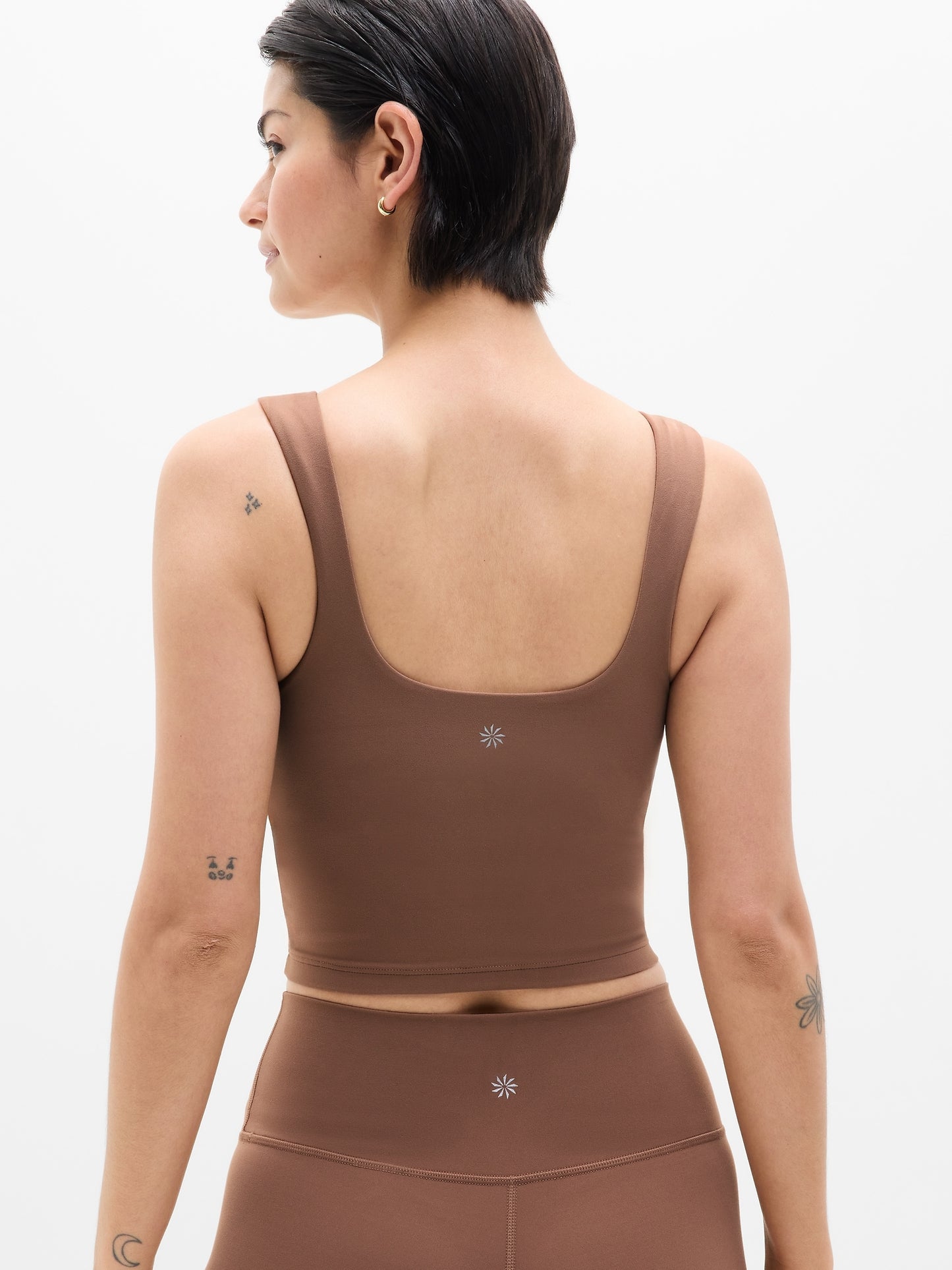 Transcend Square Neck Crop Sports Bra D-DD