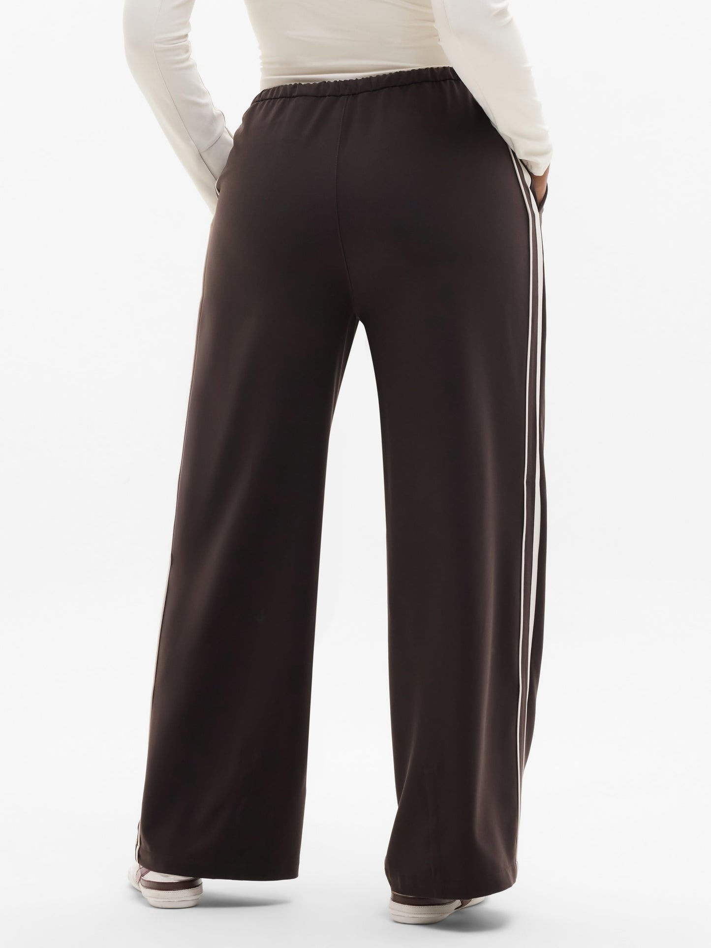 MVP Mid Rise Side Stripe Pant