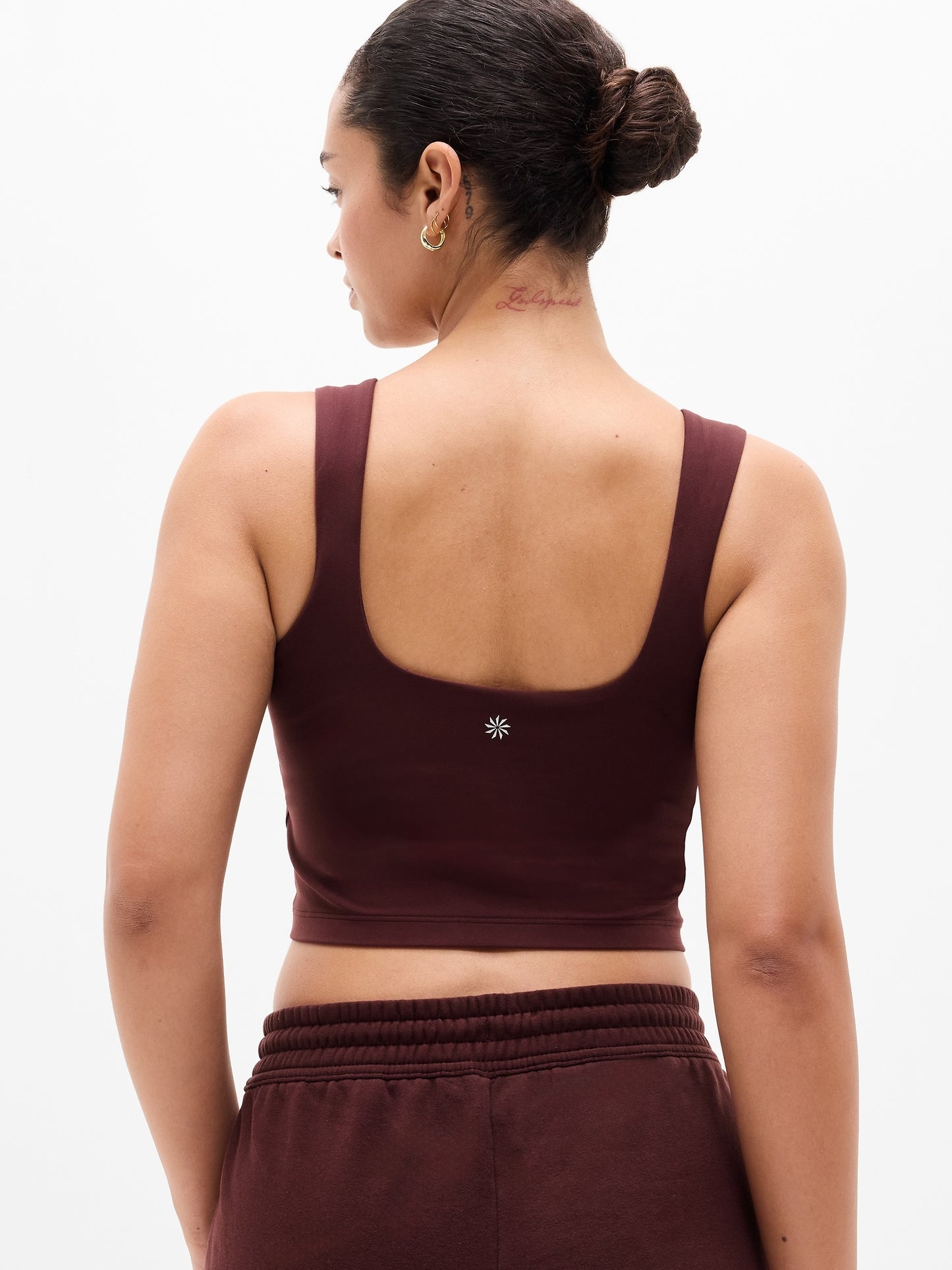 Transcend Square Neck Crop Sports Bra D-DD