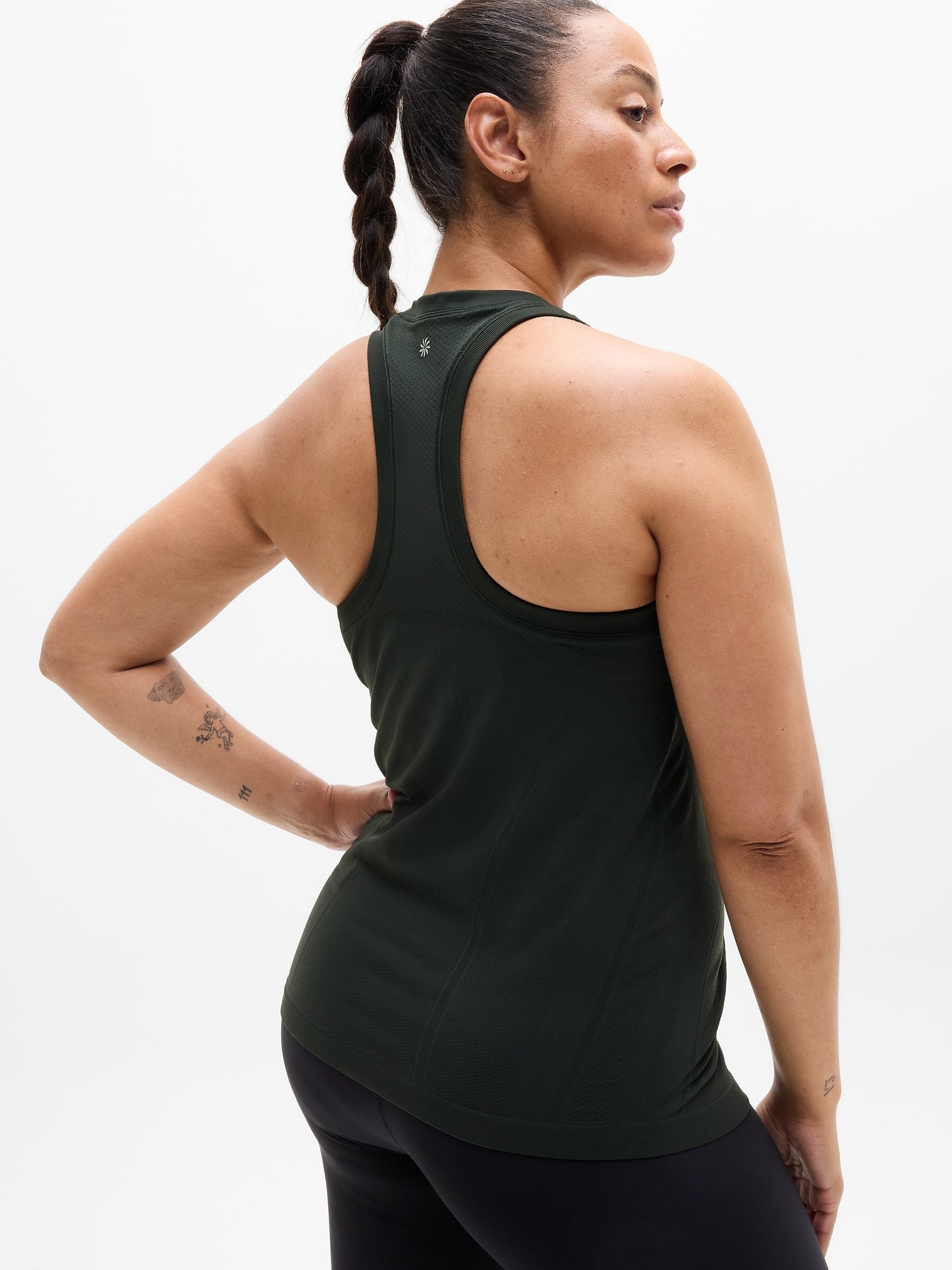 Momentum Seamless Tank