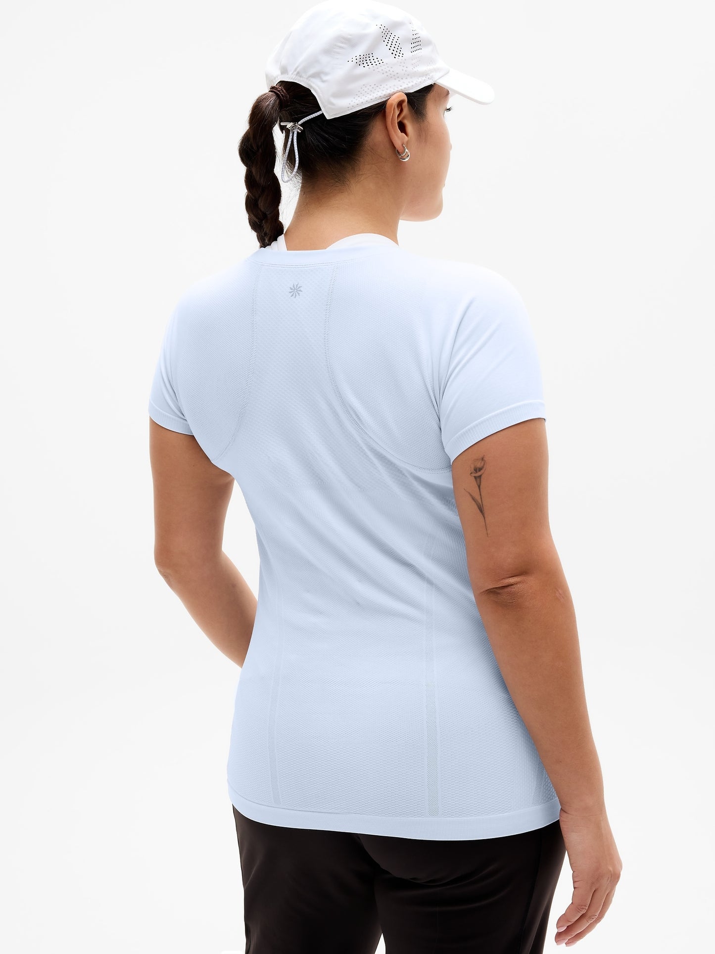Momentum Seamless Tee