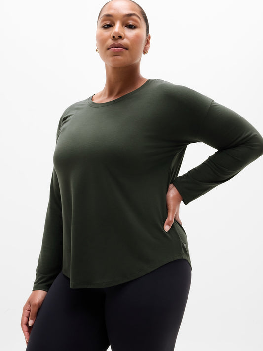 Move With Ease Top