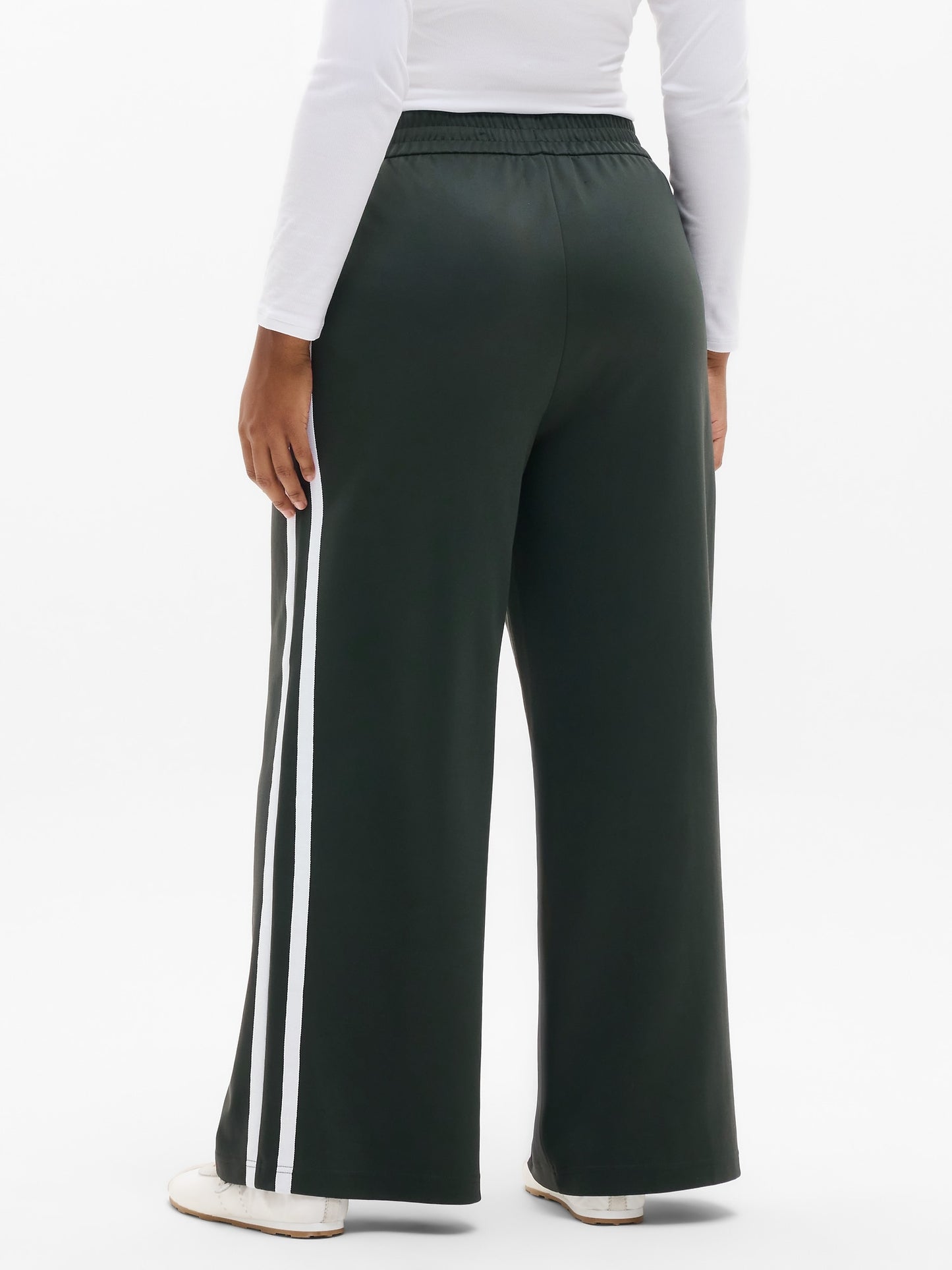 Tempo Mid Rise Wide Leg Track Pant