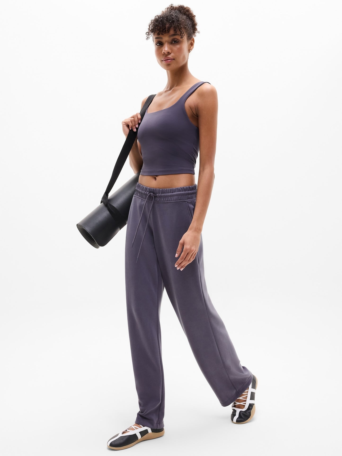 Transcend Square Neck Crop Sports Bra D-DD