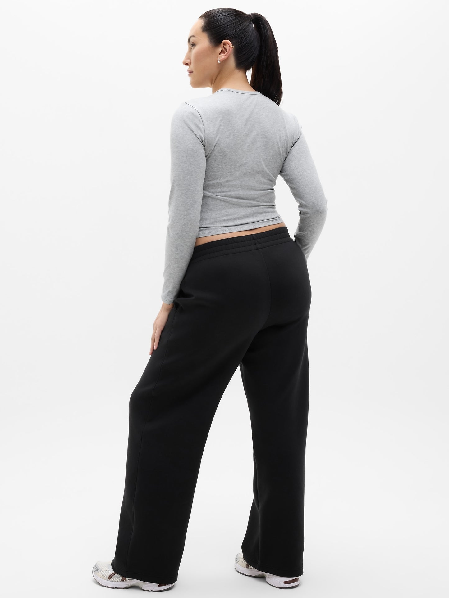 Form Knit Mid Rise Straight Pant