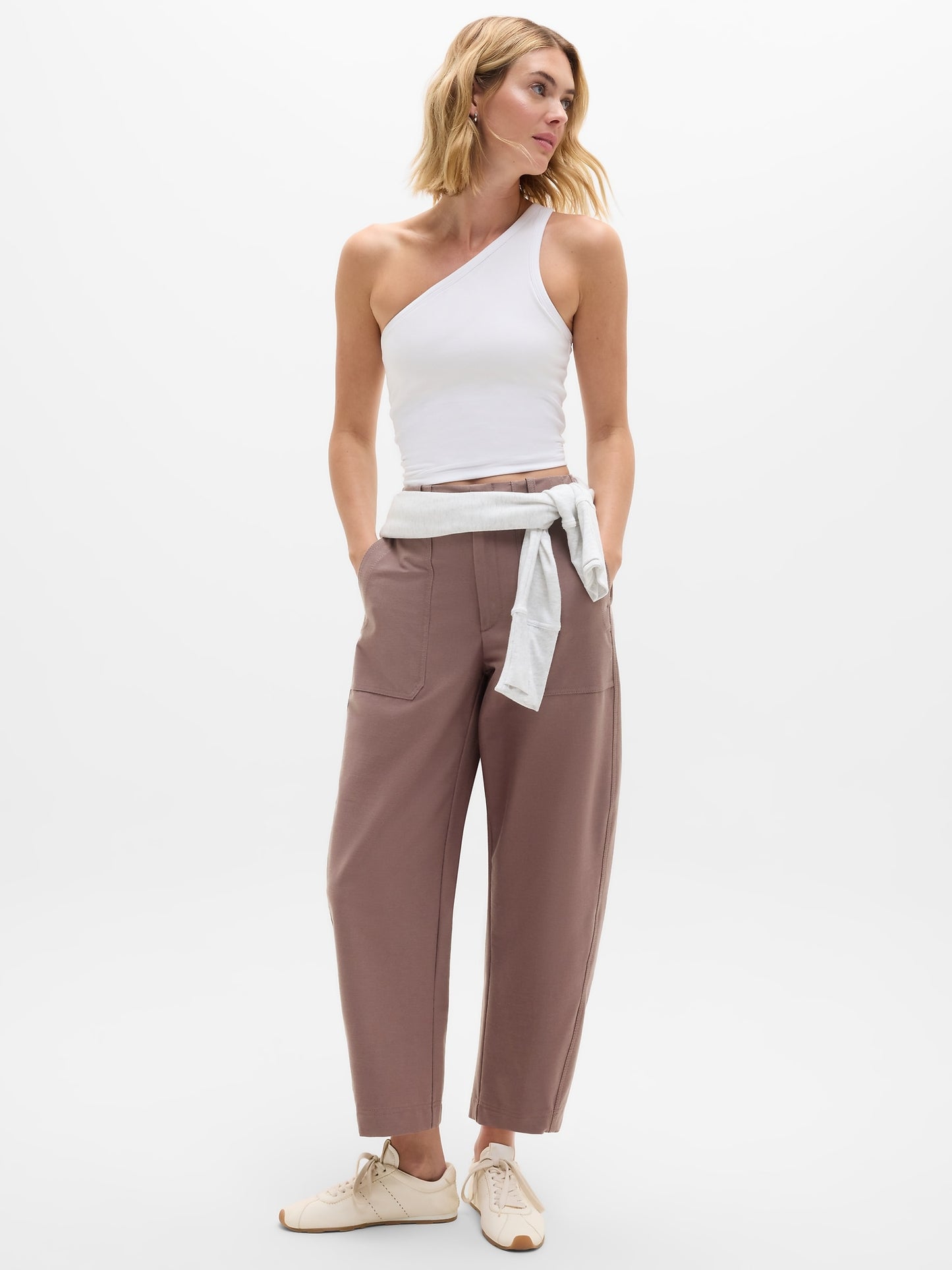 Skyline High Rise Barrel Leg Pant