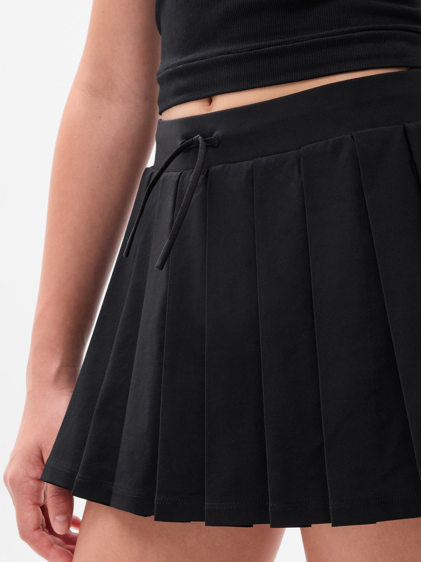 Athleta Girl Pleat Perfect Low Rise Skort