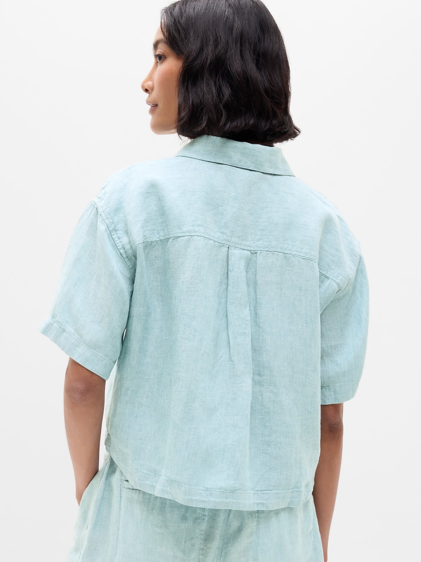Retreat Linen Short Sleeve Shirt