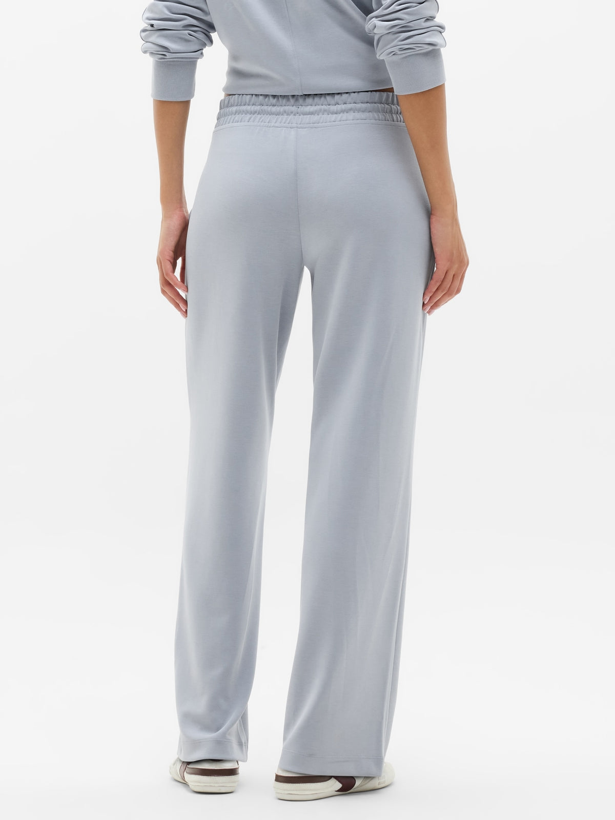 Seasoft Mid Rise Straight Pant