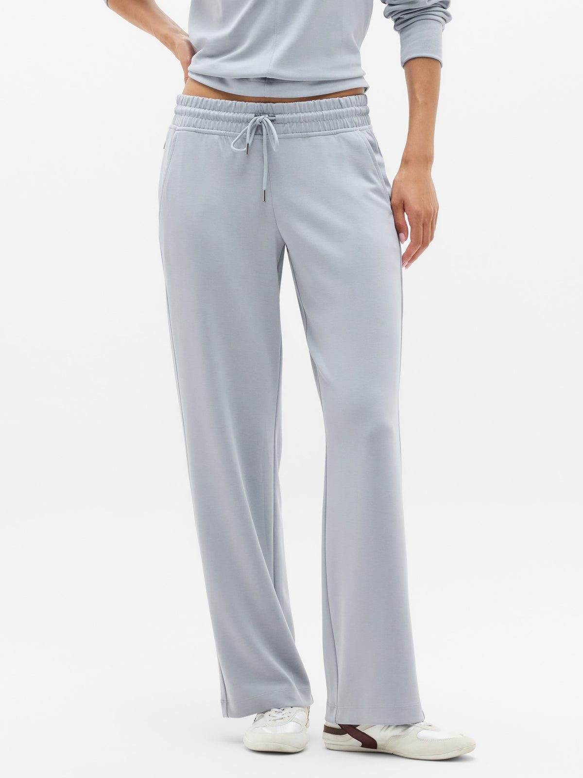 Seasoft Mid Rise Straight Pant